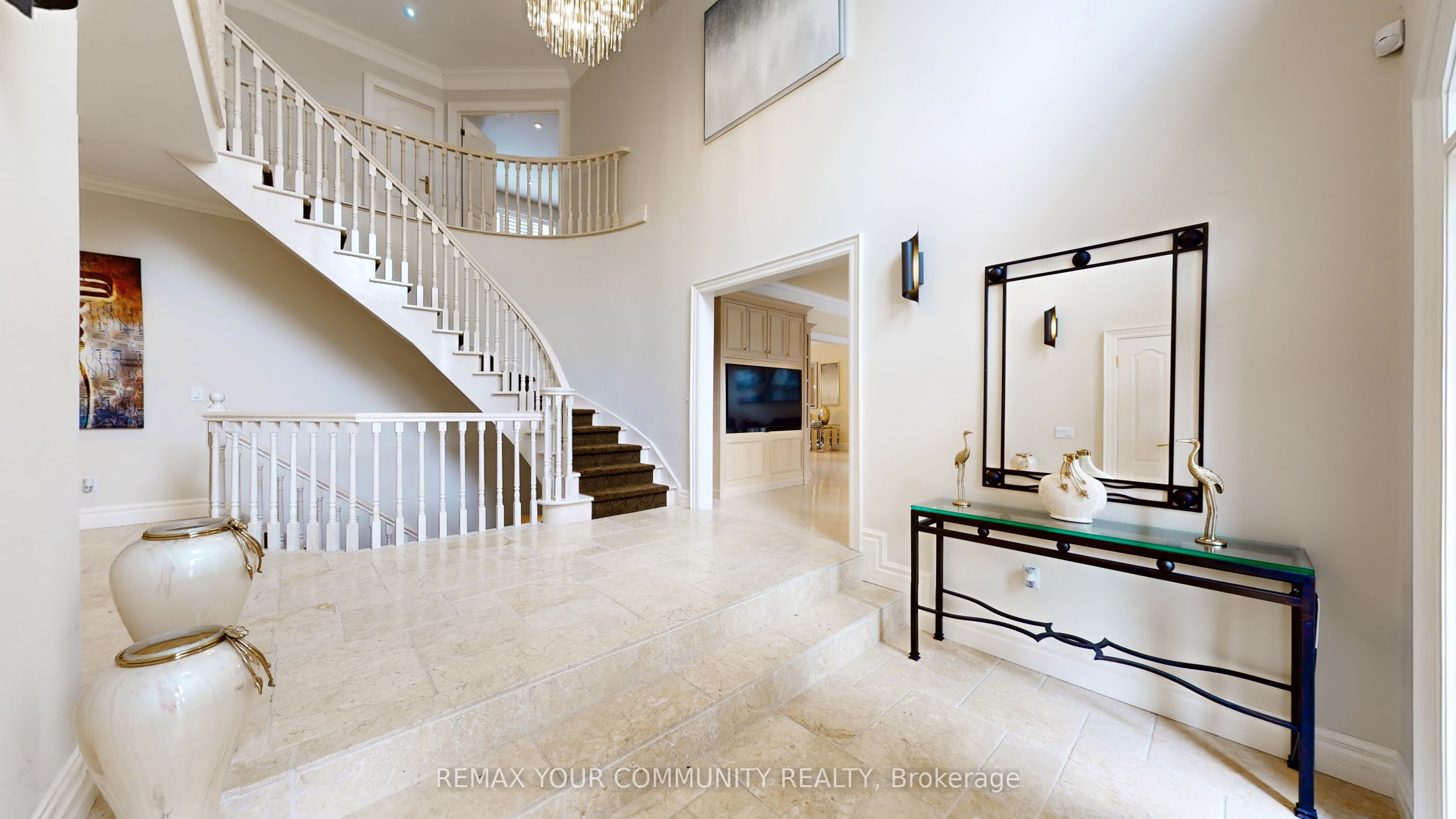 22 Valloncliffe Road, Markham 5