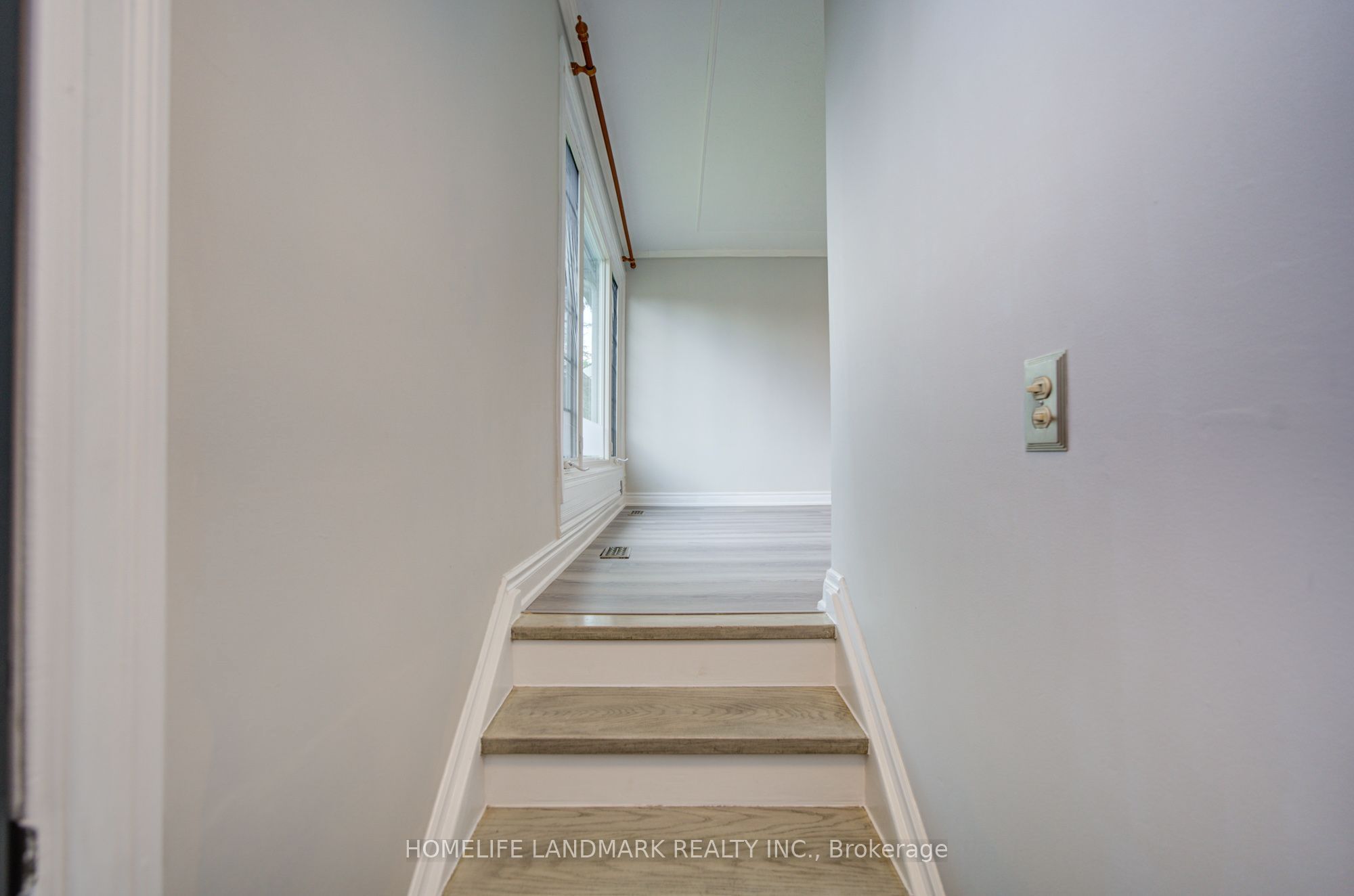 Unit Main floor - 167 Taylor Mills Drive E, Richmond Hill 5