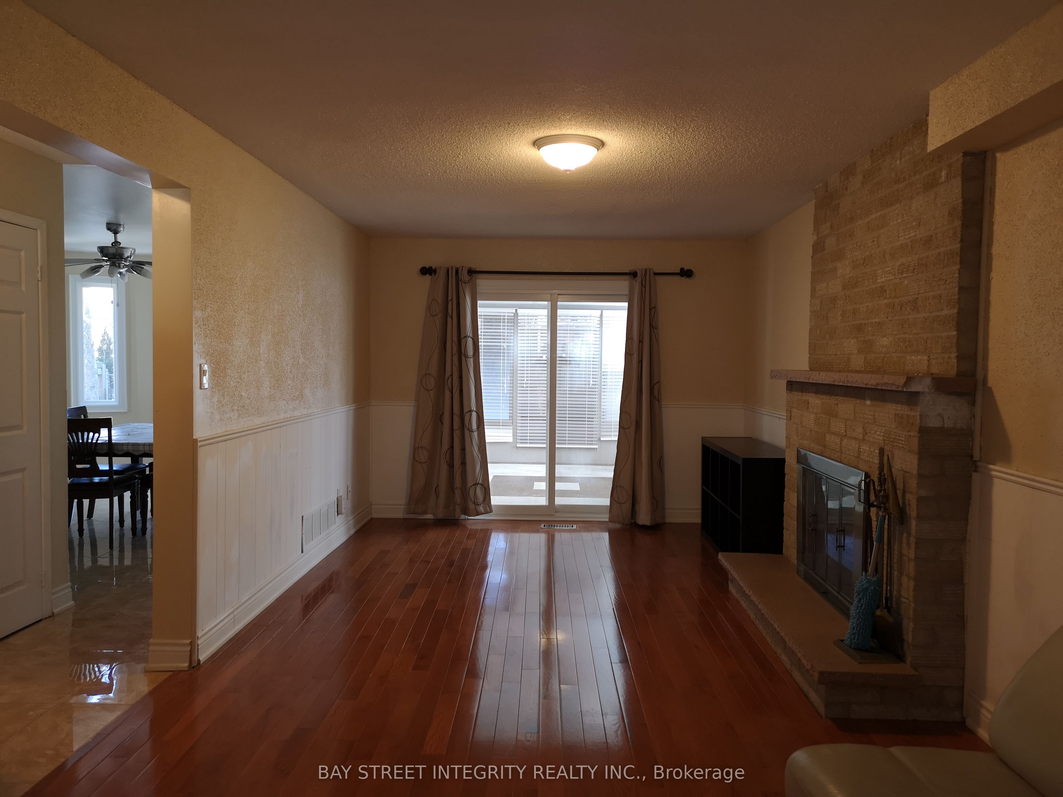 Unit Main - 3 Feltham Road, Markham 4