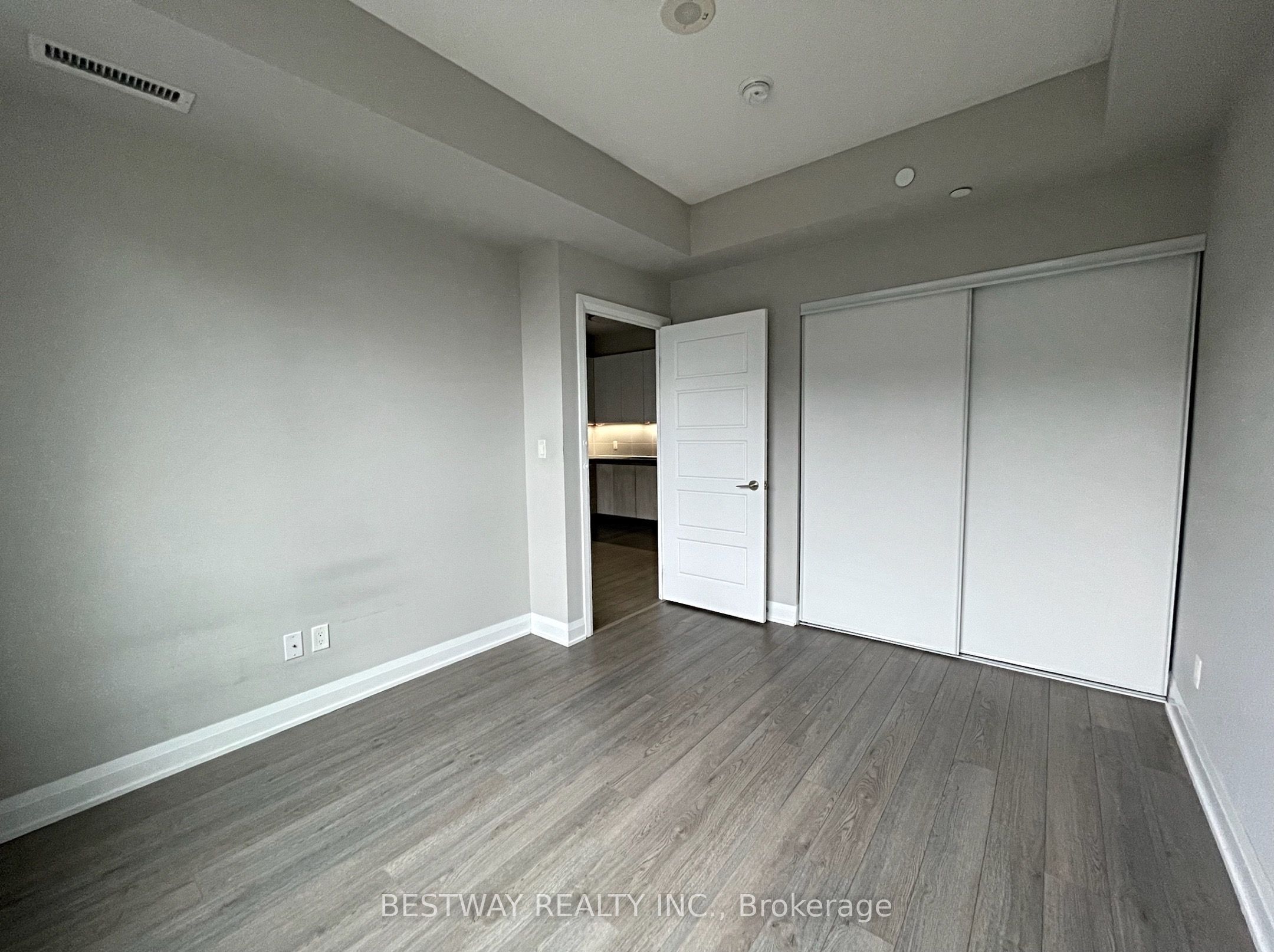 Unit 629 - 15 Water Walk Drive, Markham 3