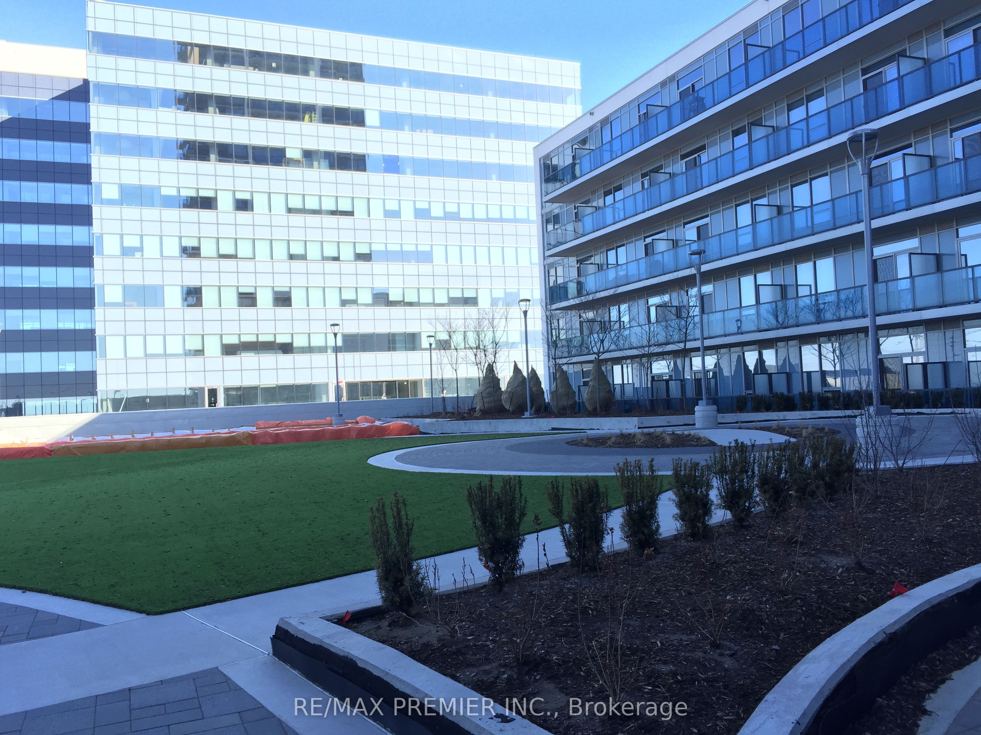 Unit 2205 - 3600 Highway 7 Drive, Vaughan 2