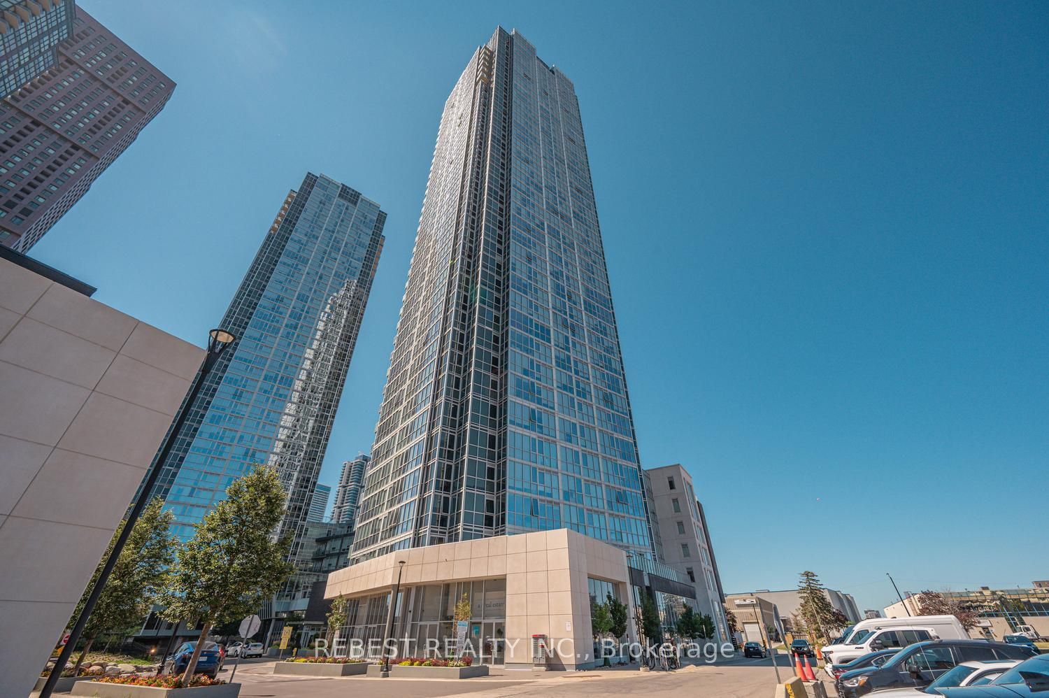 Unit 3608(Lease) - 2908 Highway 7 Road, Vaughan 2