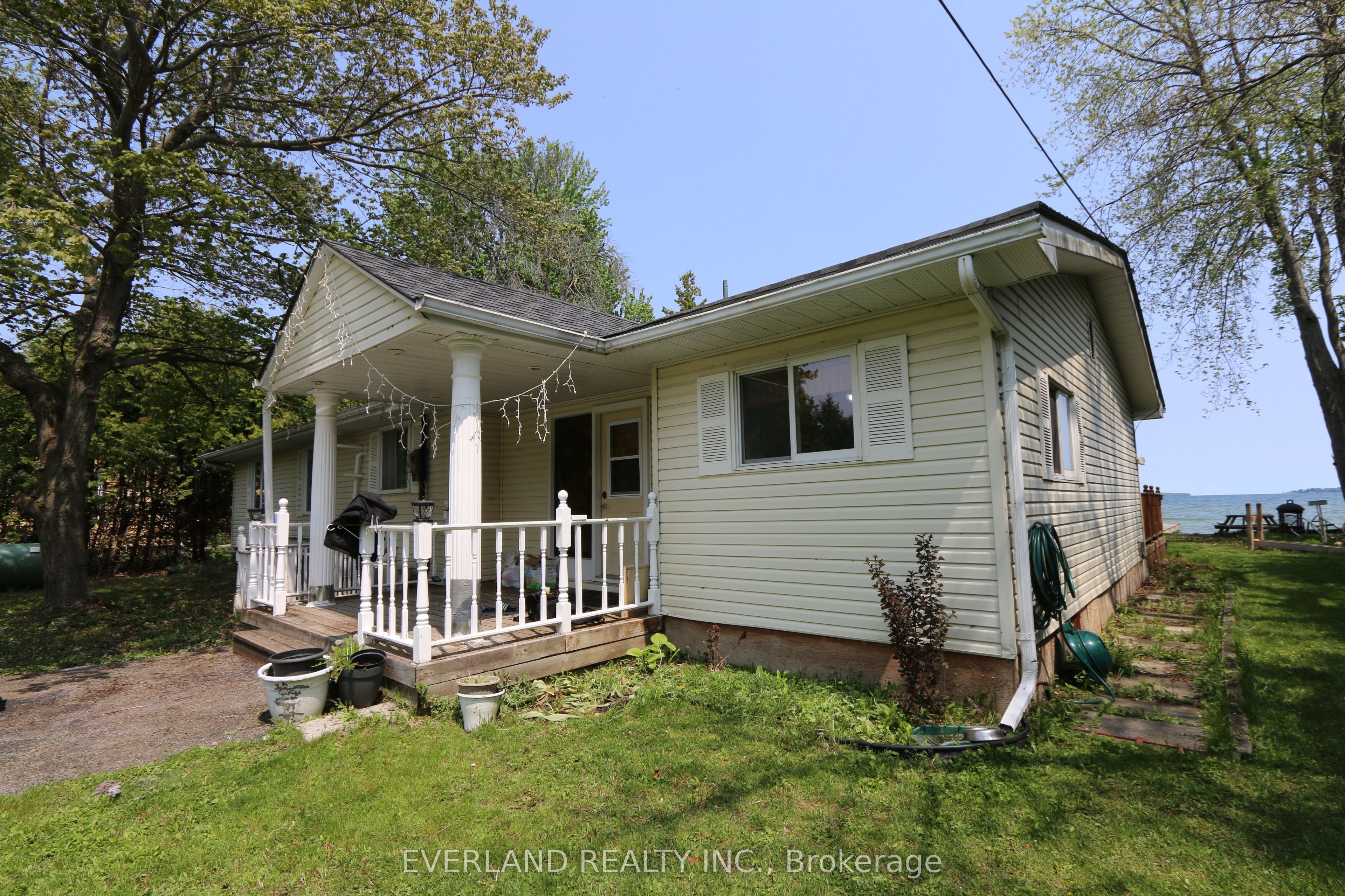 745 Harbour Street, Innisfil 2