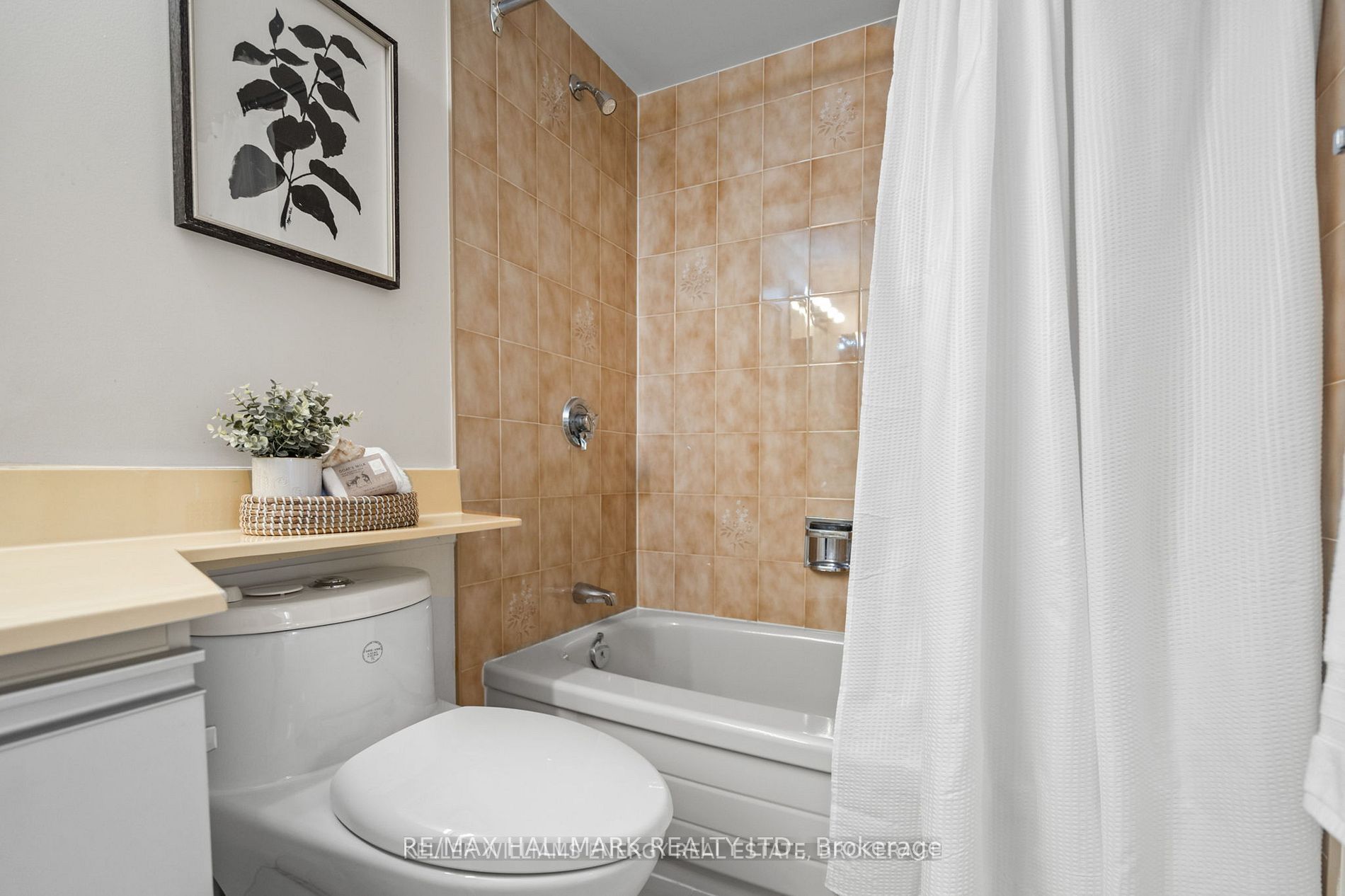 Unit 312 - 100 Observatory Lane, Richmond Hill 2