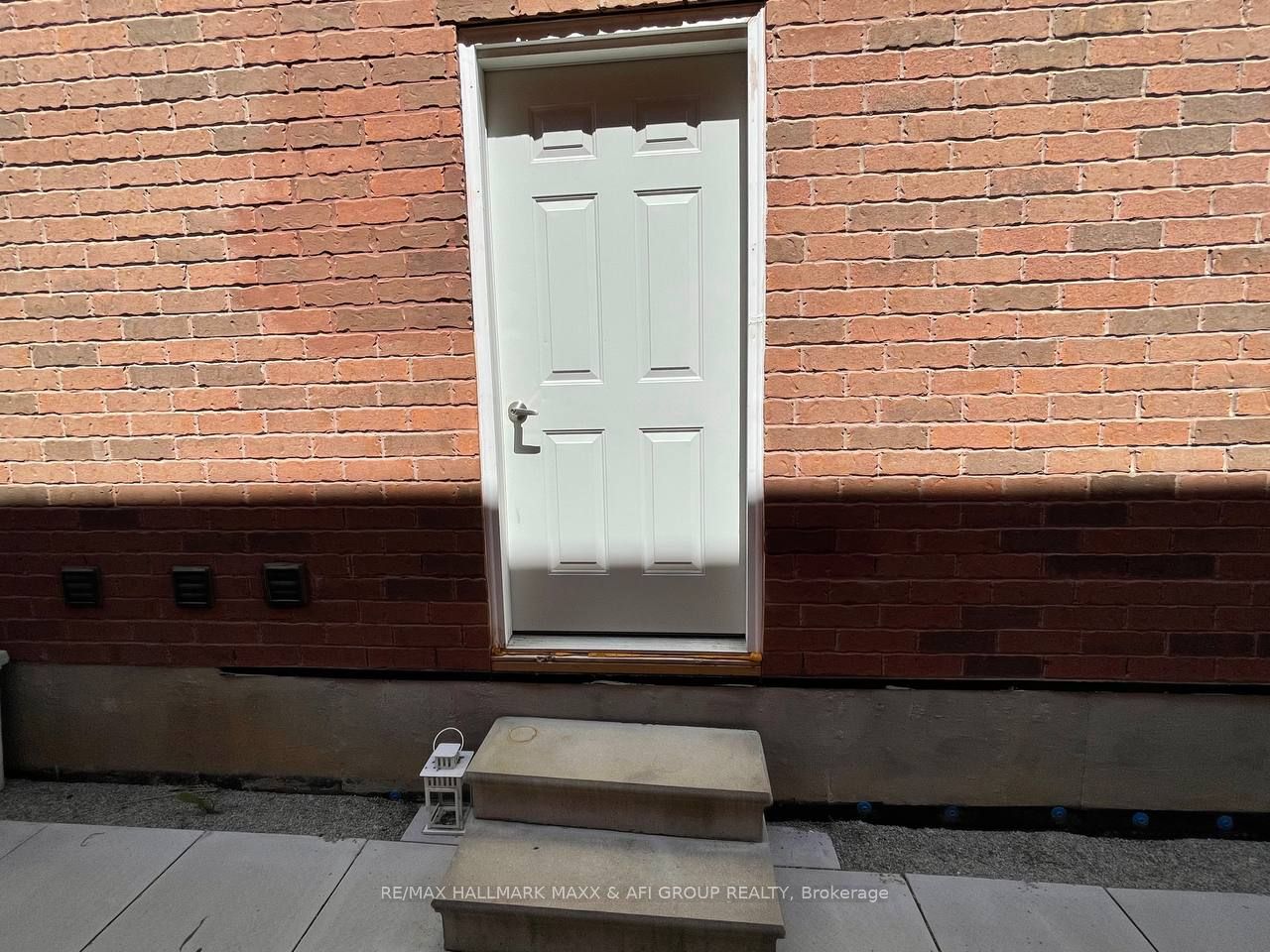 Unit Bsmt - 53 Froud Drive, Richmond Hill 3