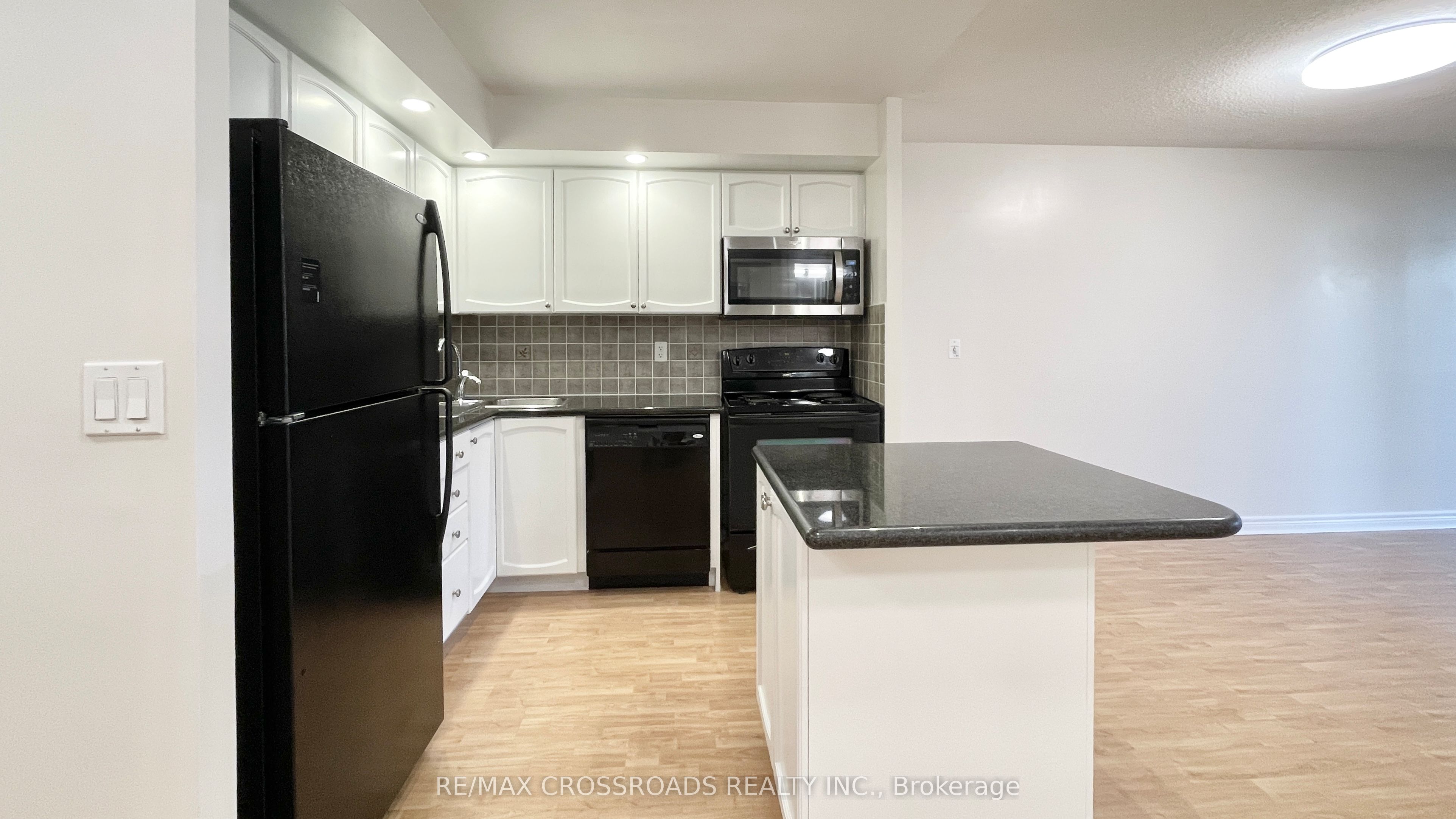 Unit 607 - 33 Cox Boulevard, Markham 5