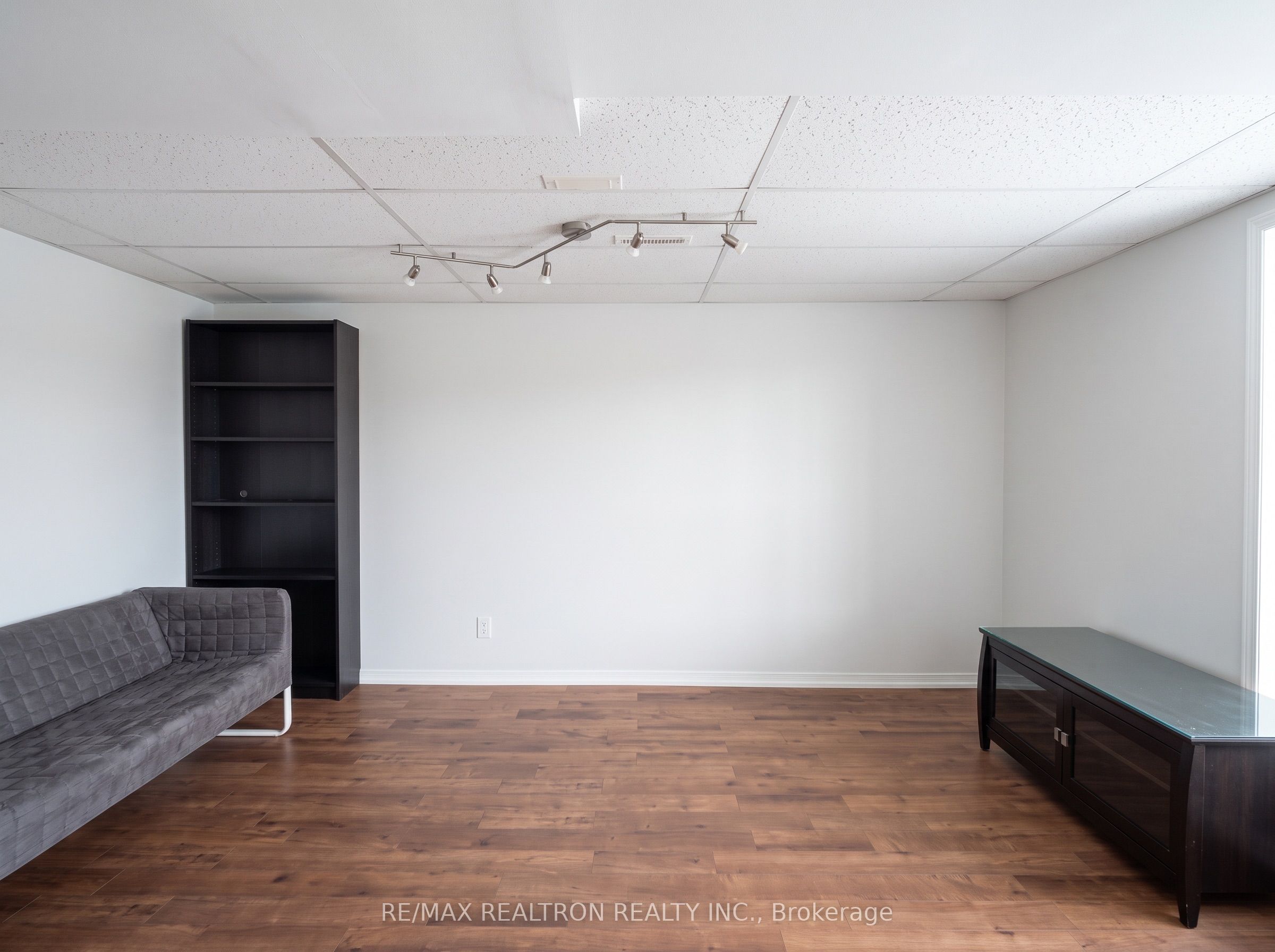 47 Nightstar Drive, Richmond Hill 2