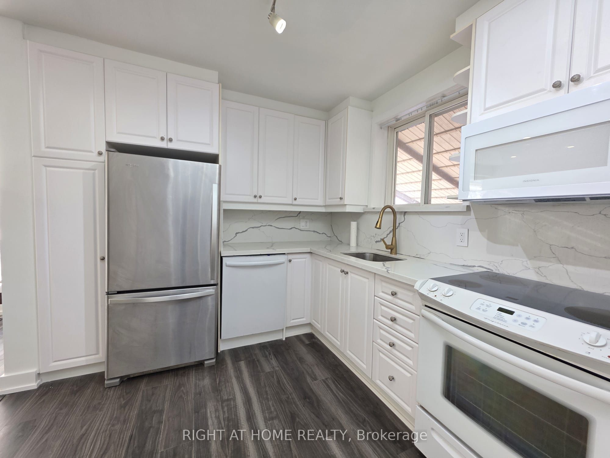 274 Mcconvey Drive, Richmond Hill 3