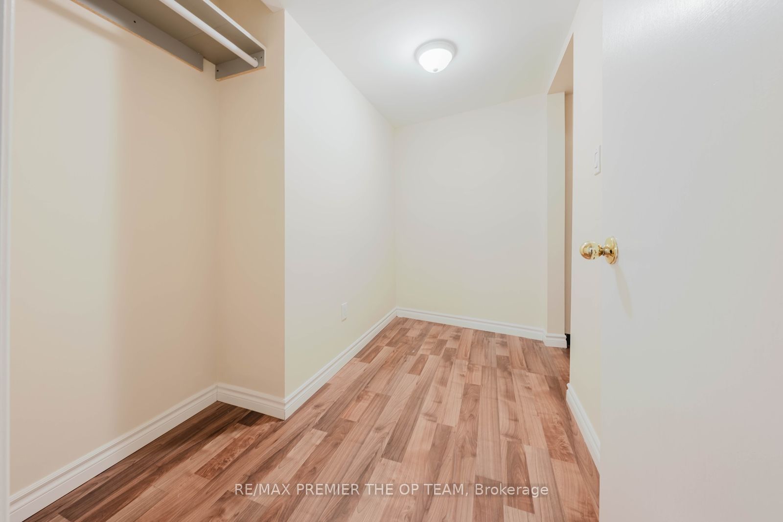 Unit Basement - 7930 Kipling Avenue, Vaughan 4