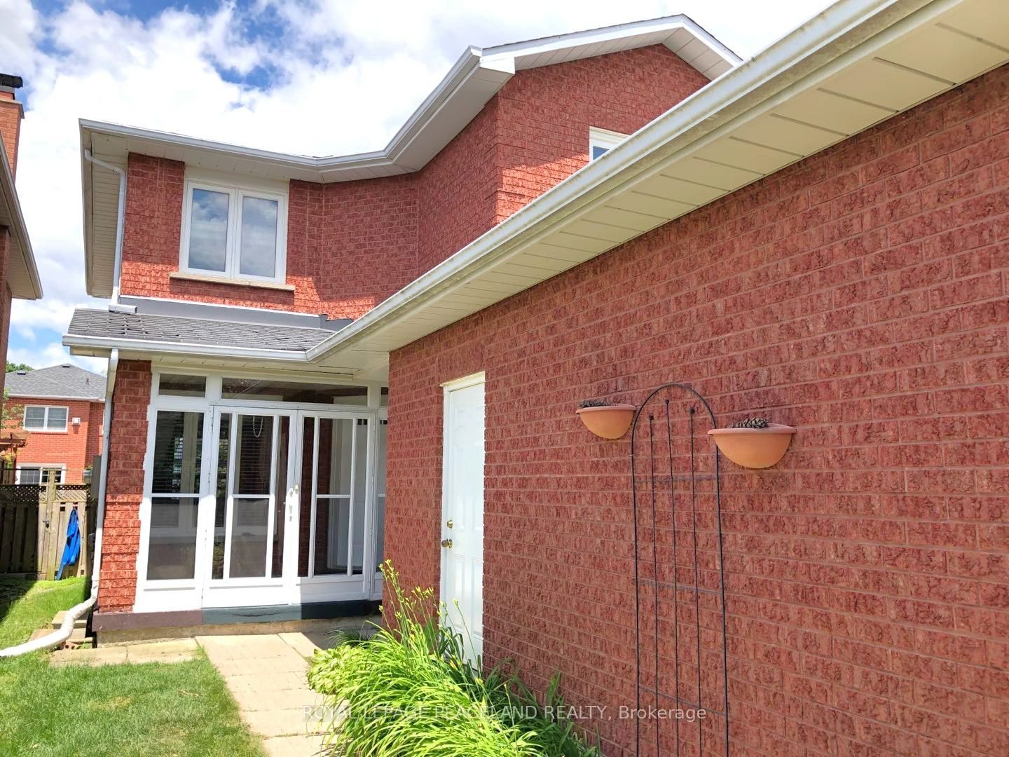 375 Pickering Crescent, Newmarket 2