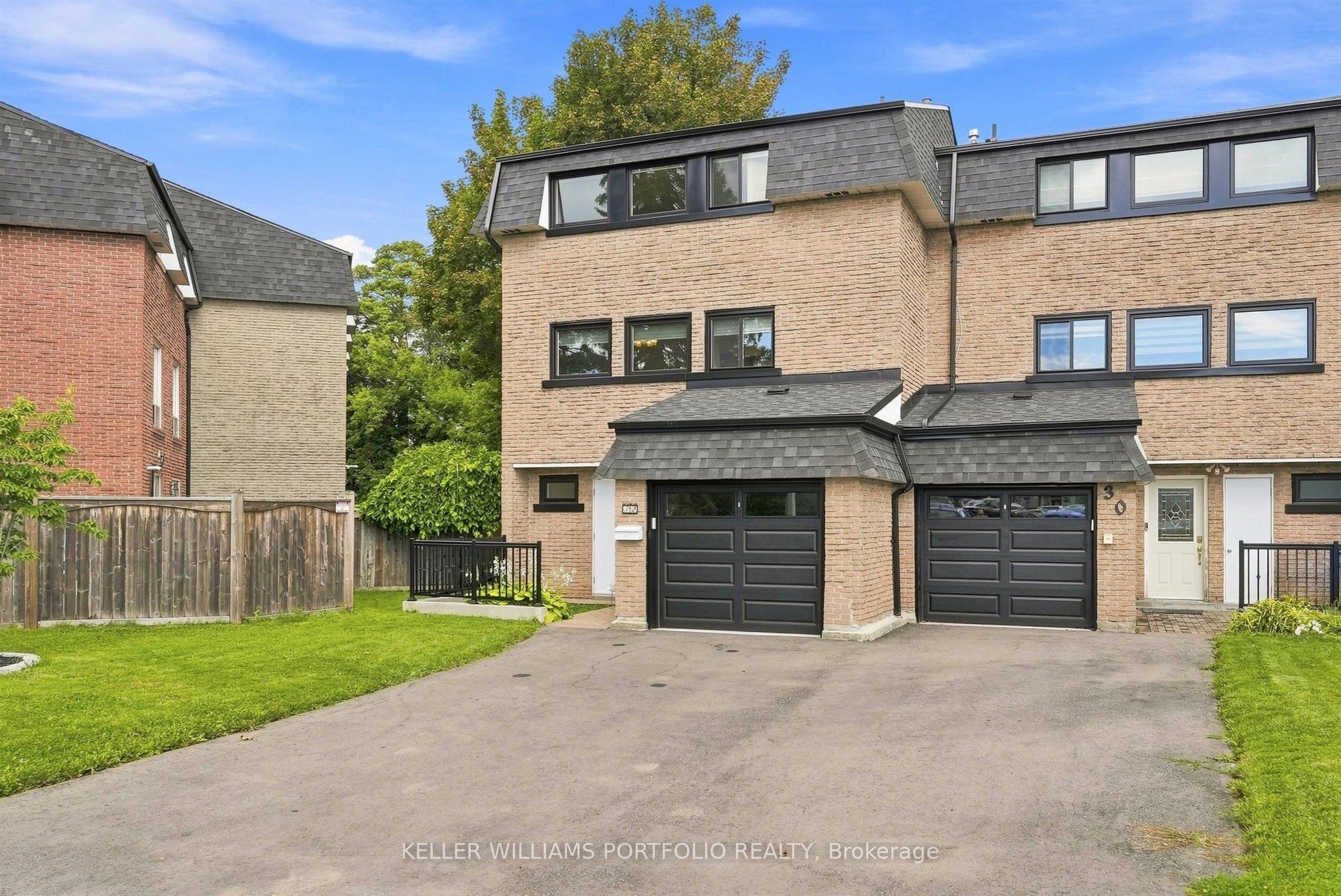 32 Henderson Drive, Aurora 3