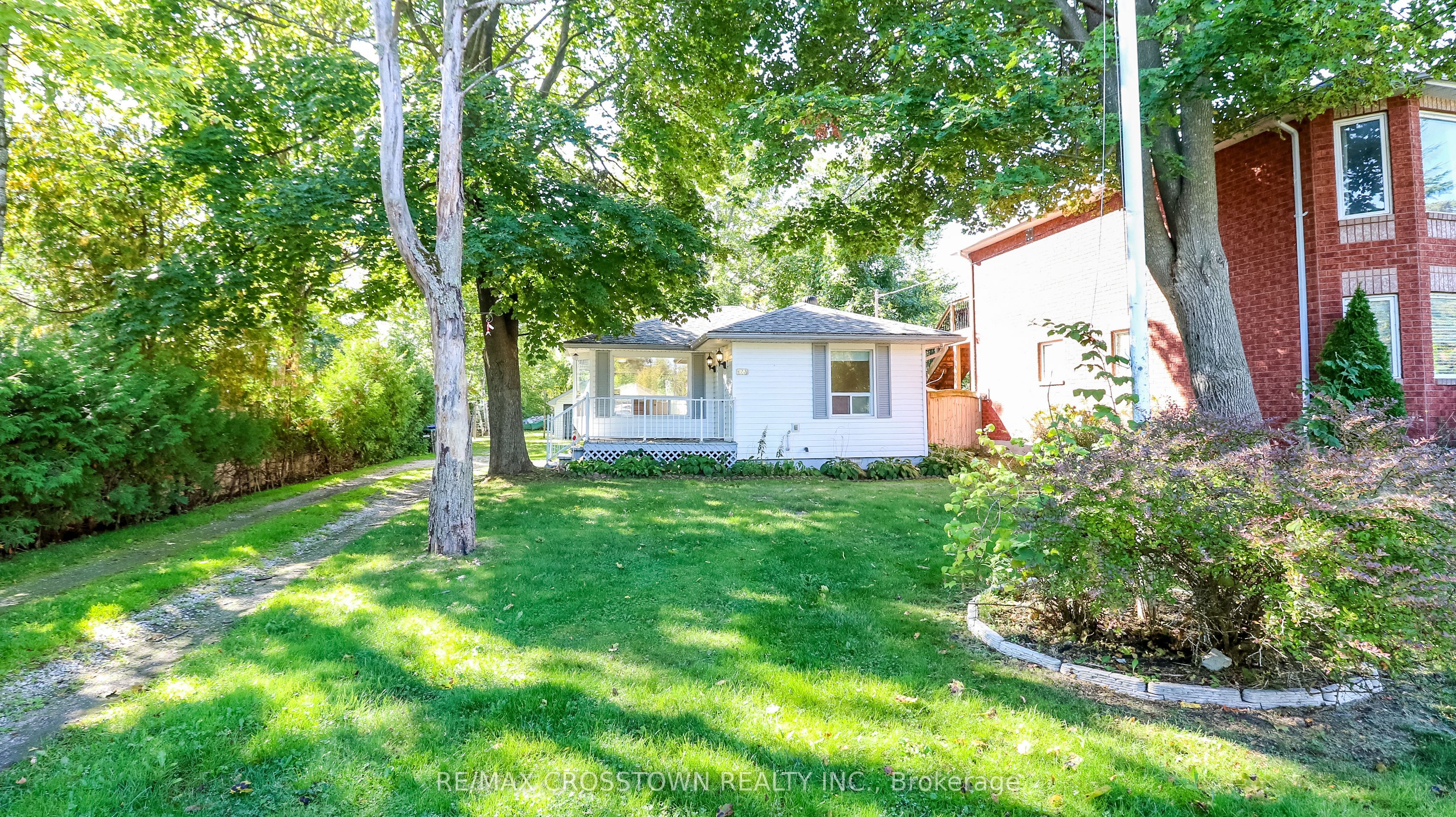 673 Roberts Road, Innisfil 5