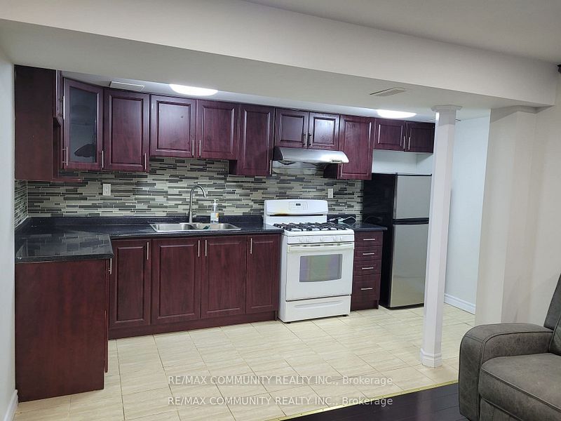 Unit BSMT - 14 Condarcuri Crescent, Markham 4