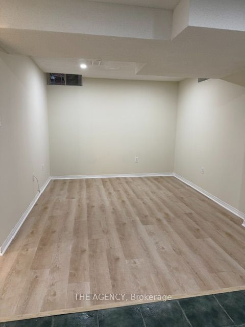 Unit Bsmt - 584 Doubletree Lane, Newmarket 4