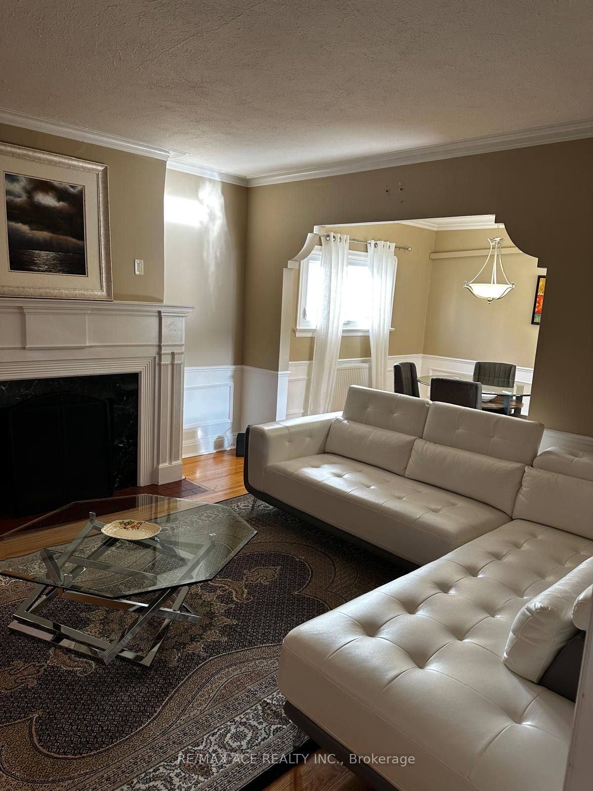 Unit Main - 664 Gorham Street, Newmarket 3