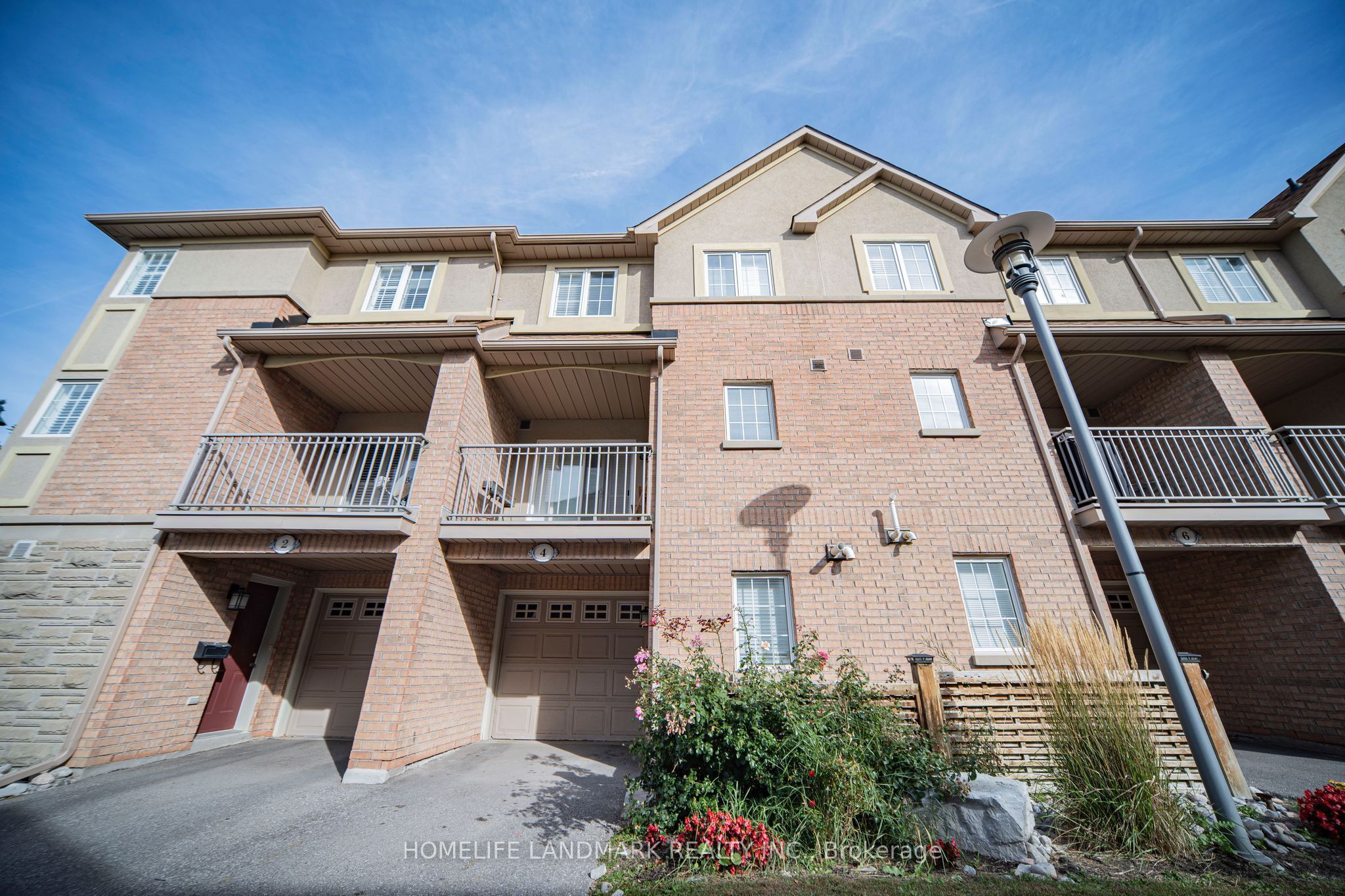 4 Legends Way, Markham 5