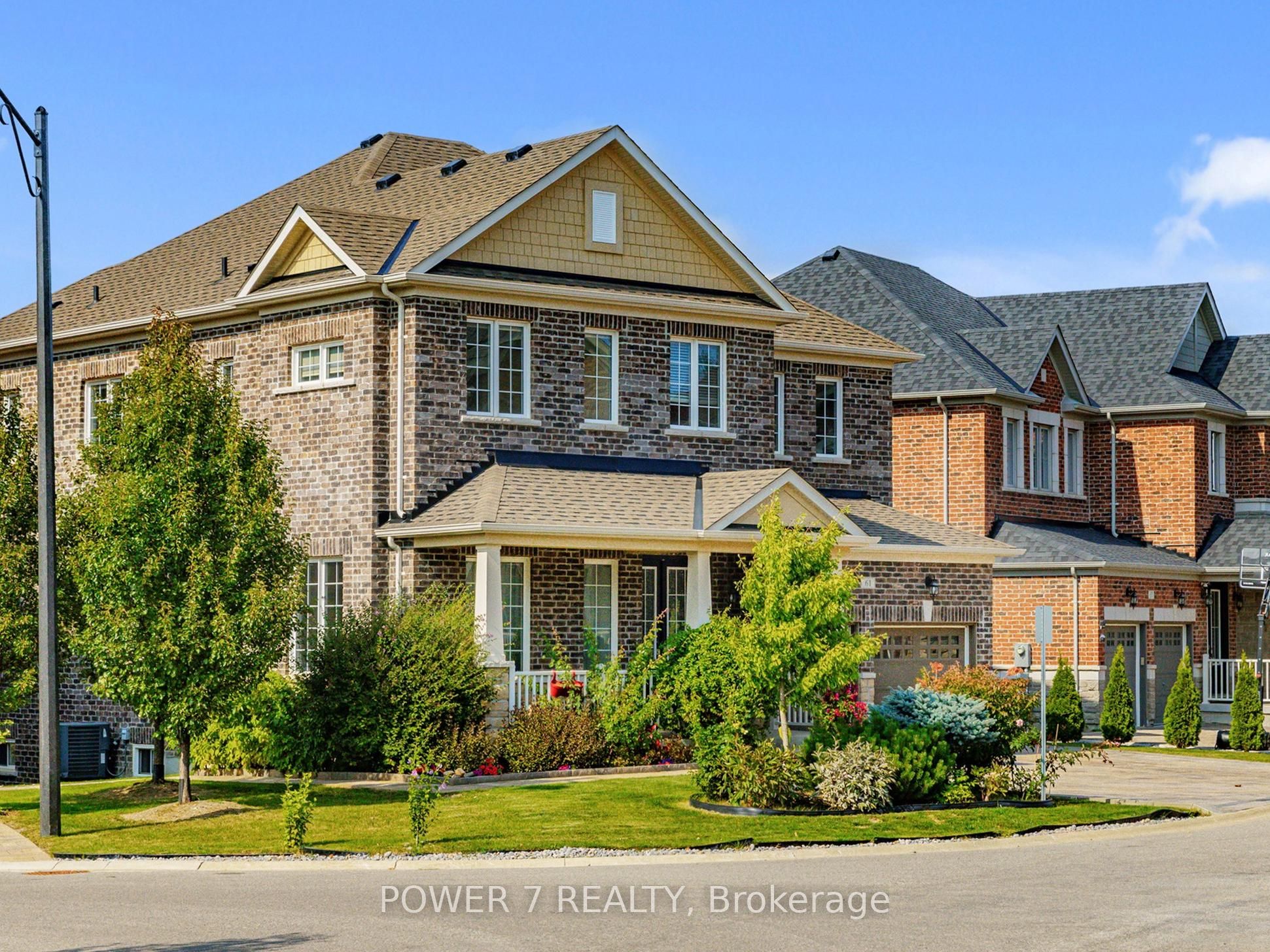 61 Match Point Court, Aurora 2