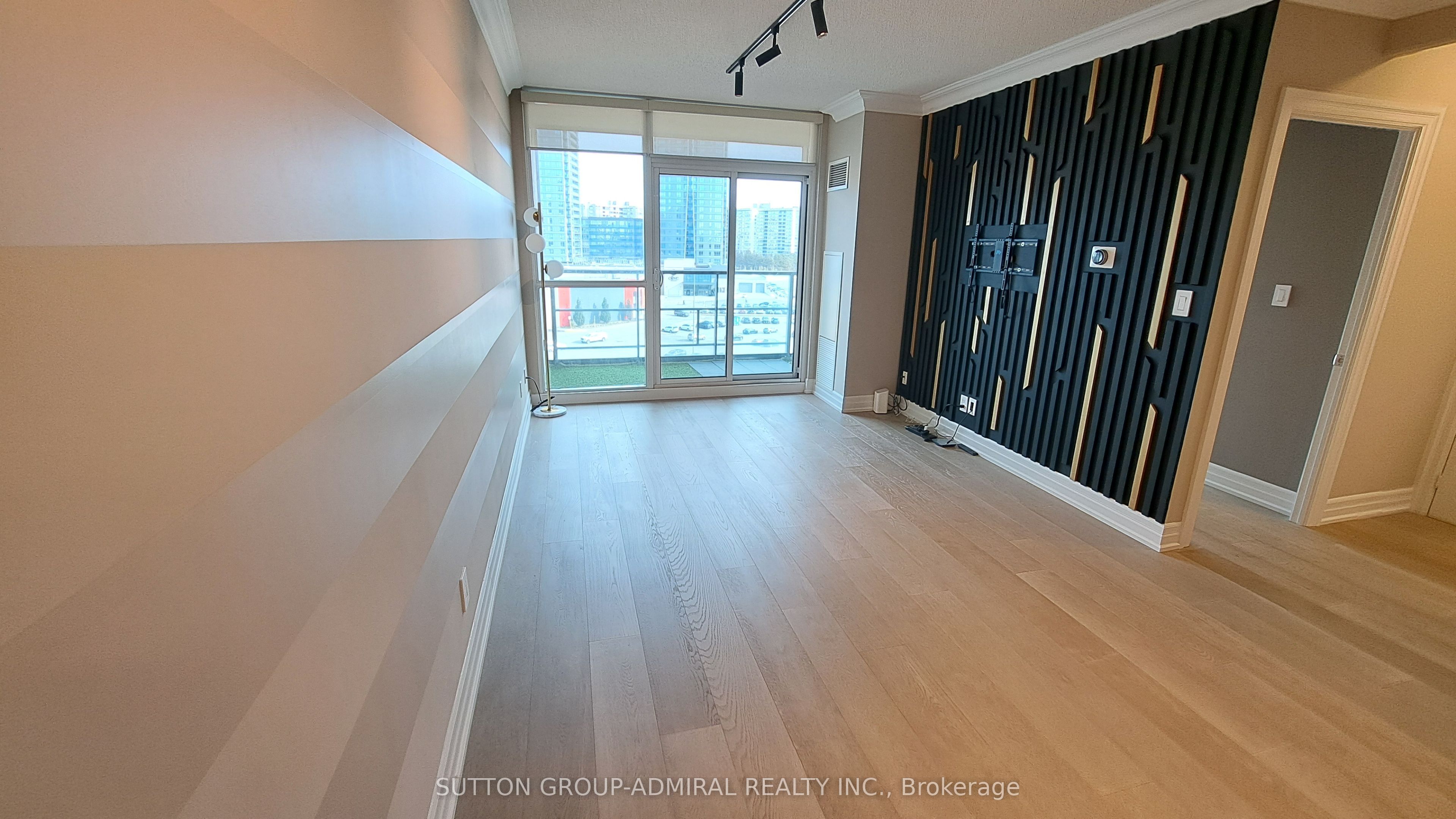Unit 704 - 88 Promenade Circle, Vaughan 3