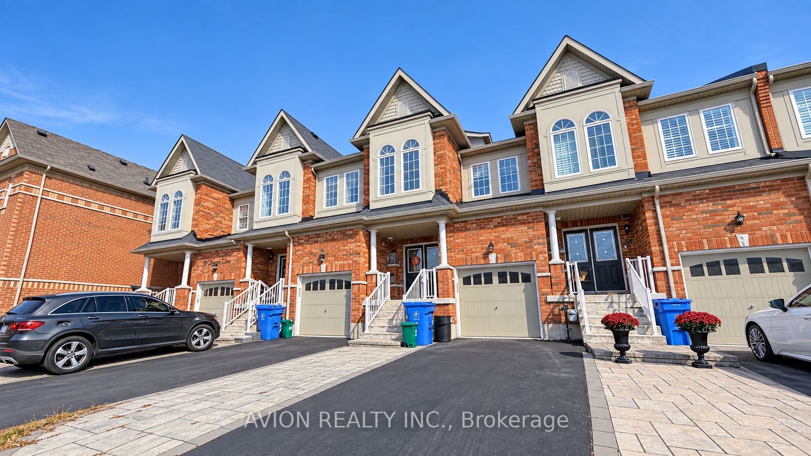 23 Clarinet Lane, Whitchurch-Stouffville 3