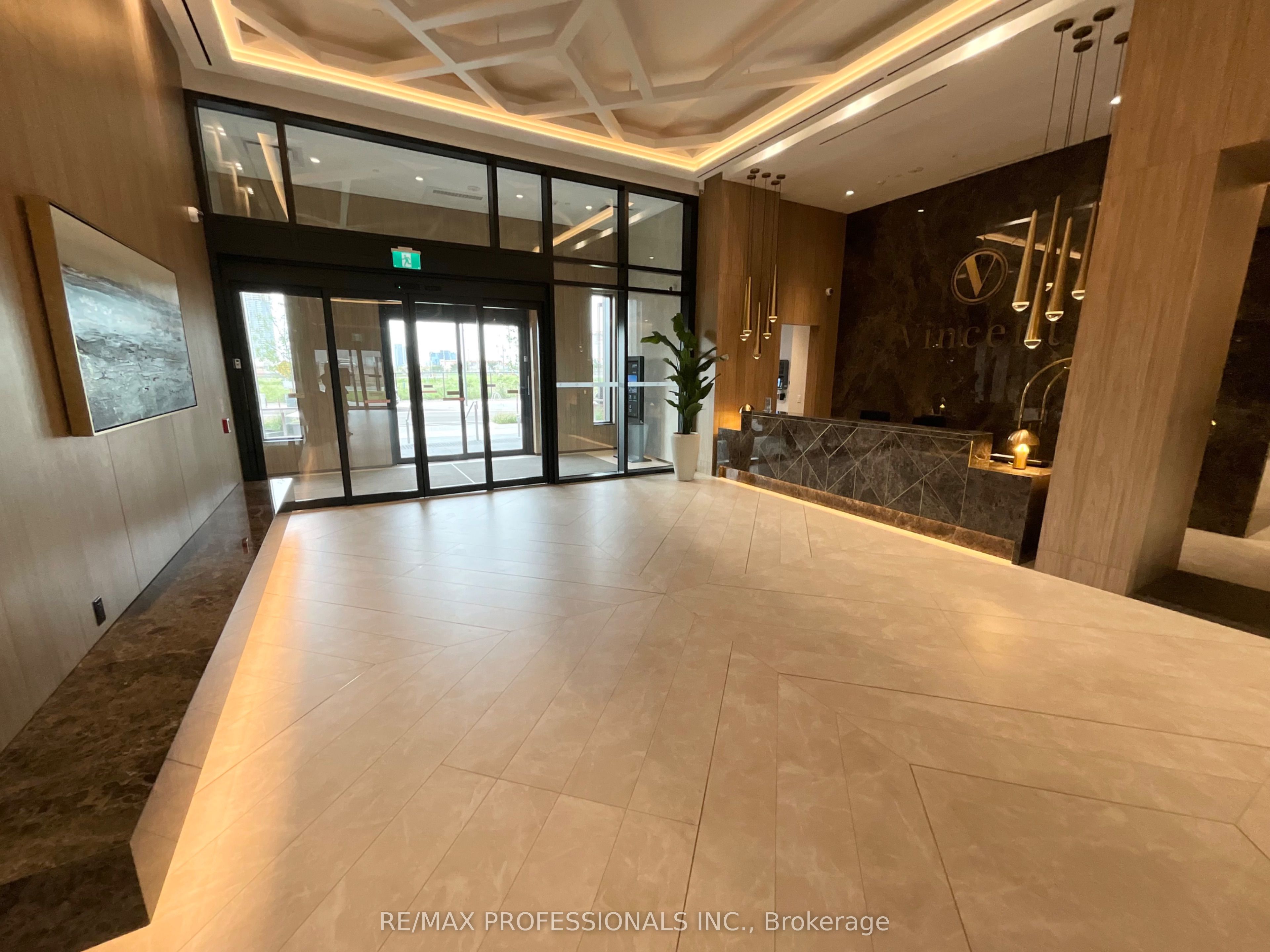 Unit 1104 - 5 Meadowdale Road, Vaughan 3