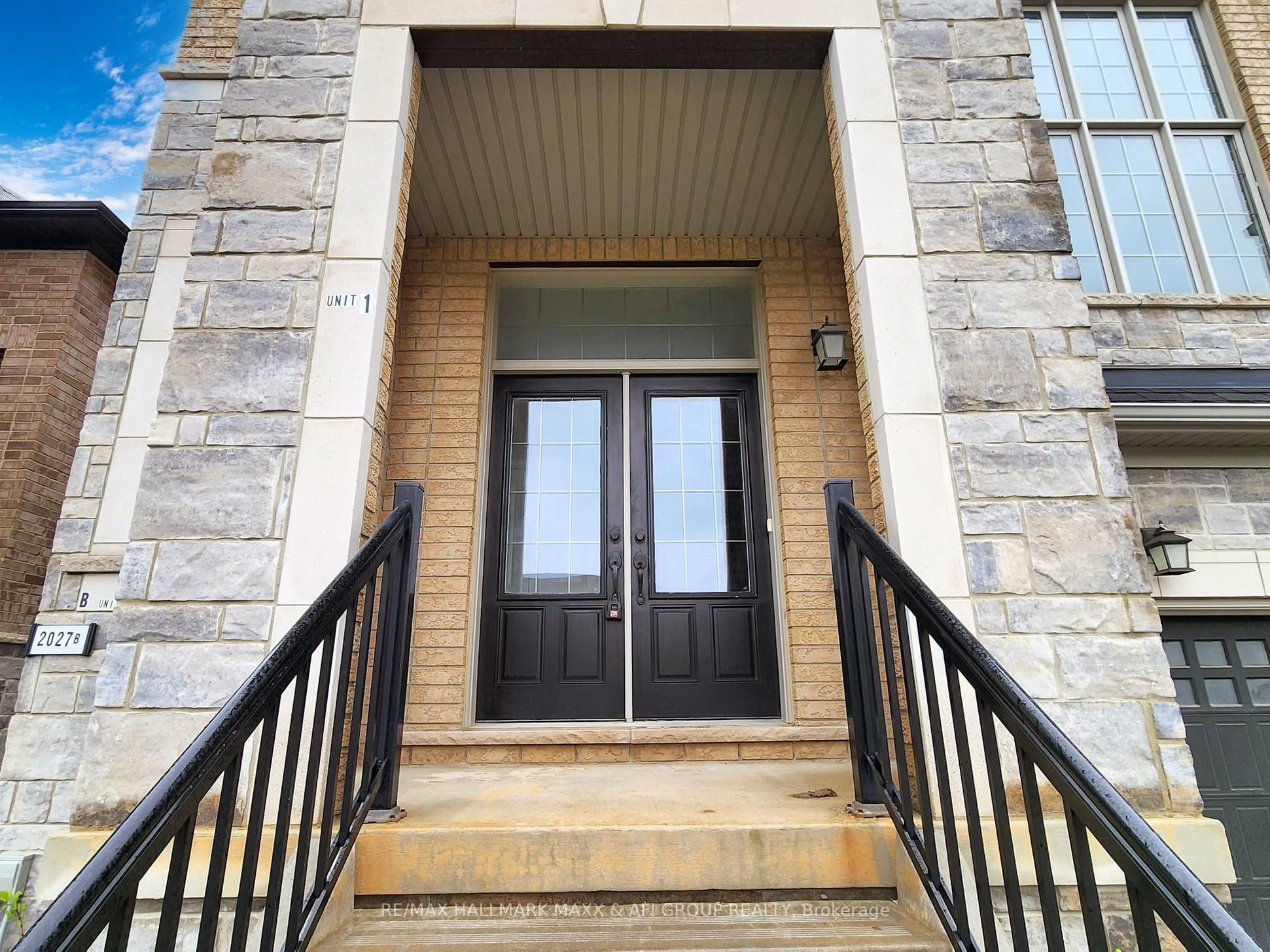 2027 ster Blvd, Innisfil, Ontario L9S0J8 For Sale HouseSigma