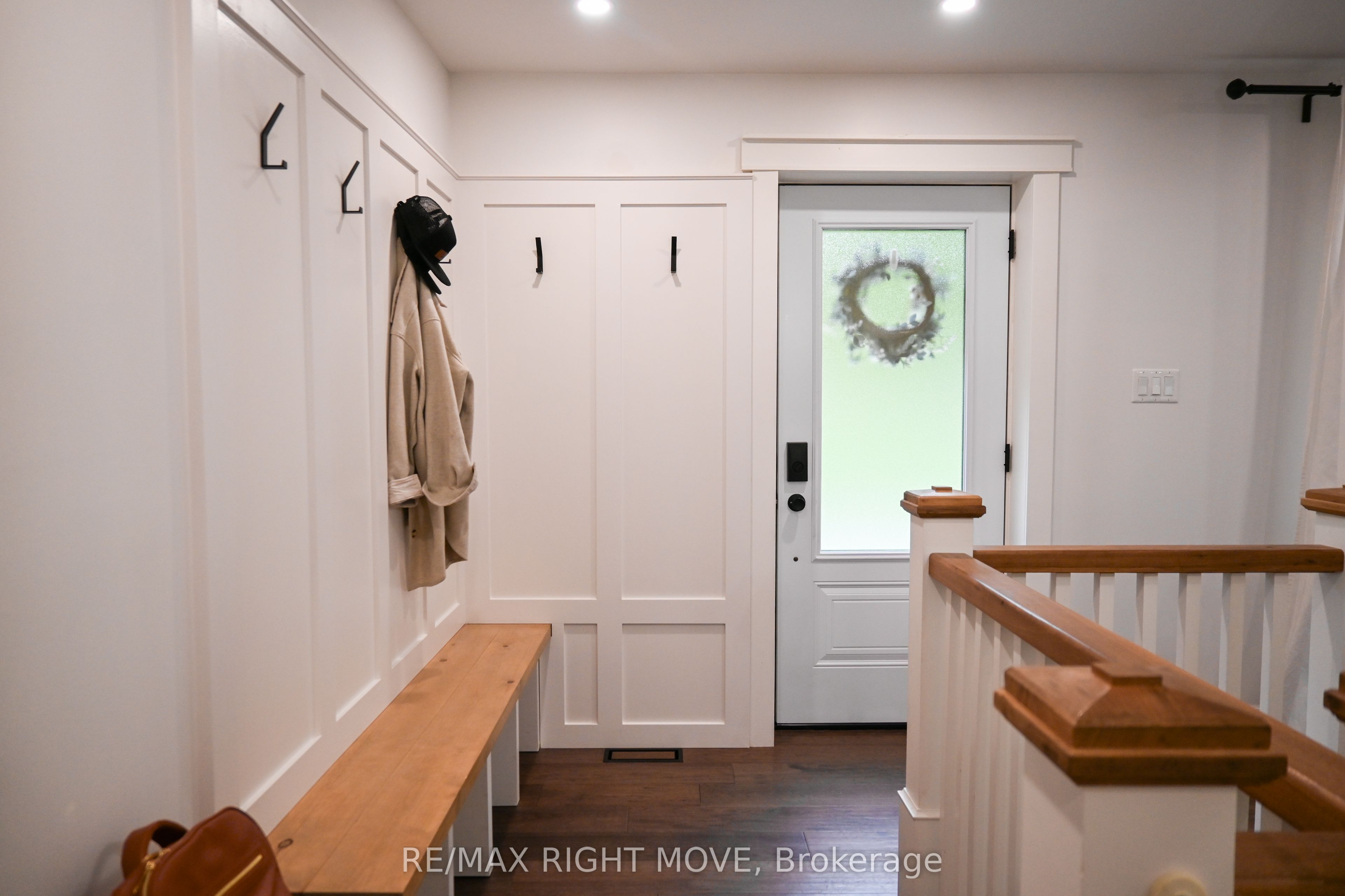 4287 Huronia Road, Severn 5