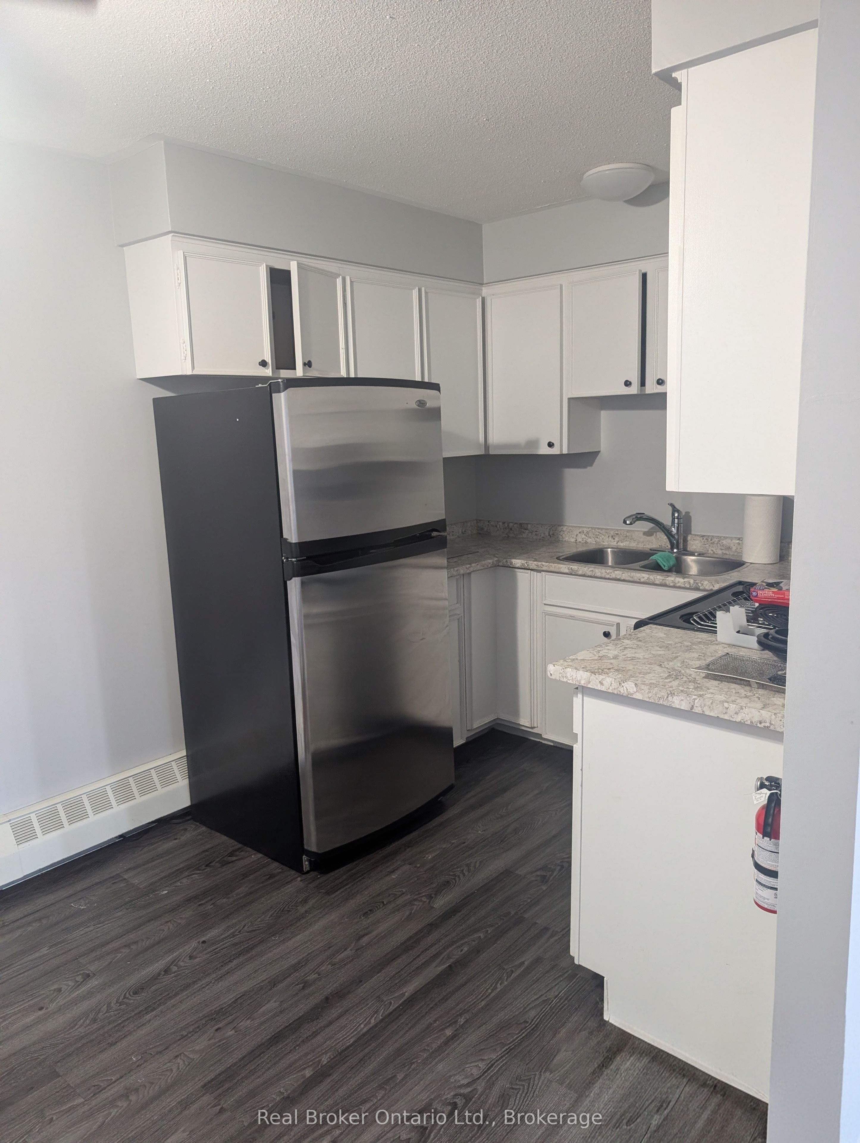 Unit 7 - 301 West Street N, Orillia 3