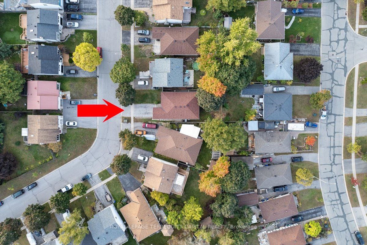 Unit Upper - 118 Shakespeare Crescent, Barrie 4