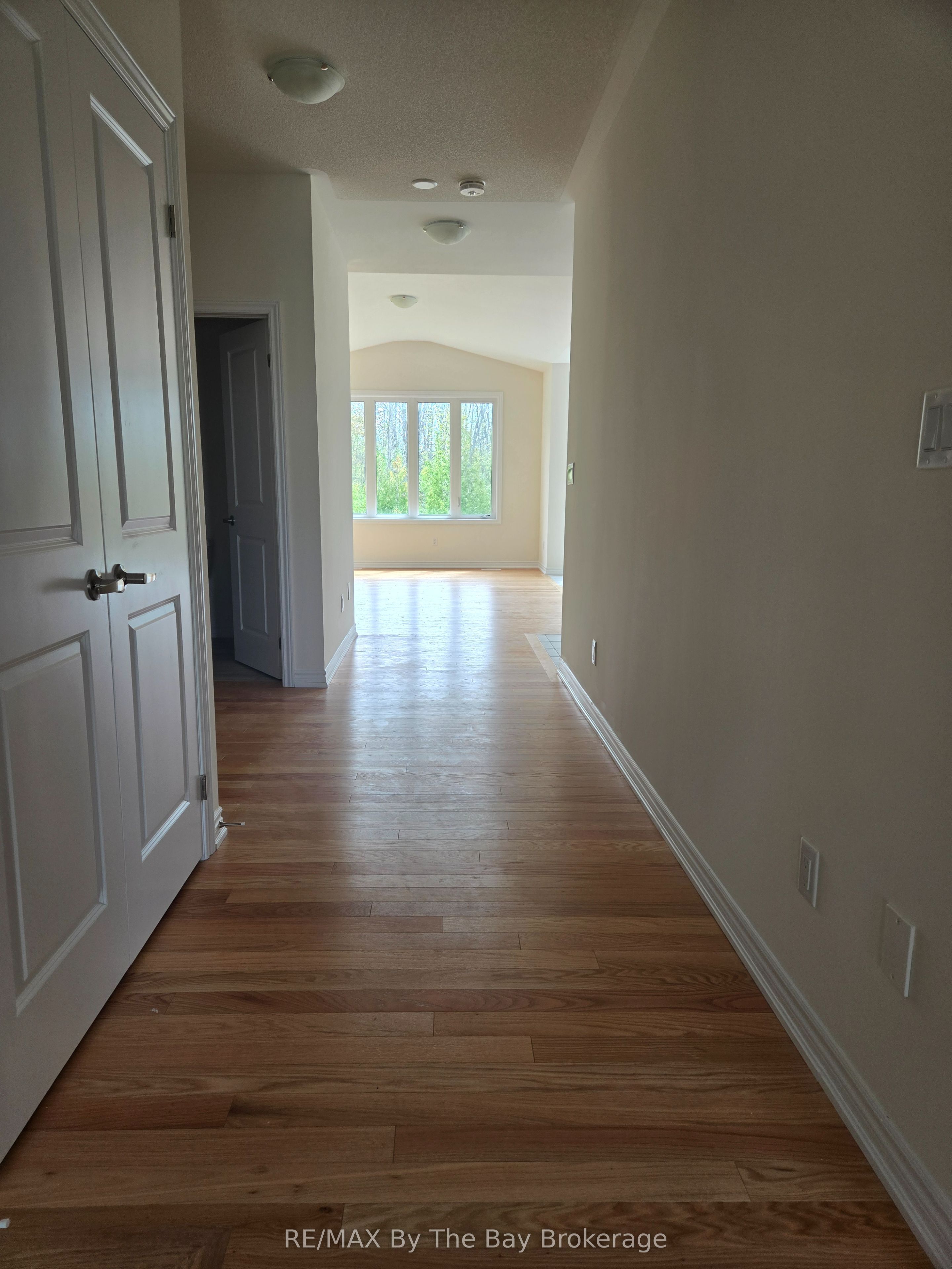 40 Rosanne Circle, Wasaga Beach 3