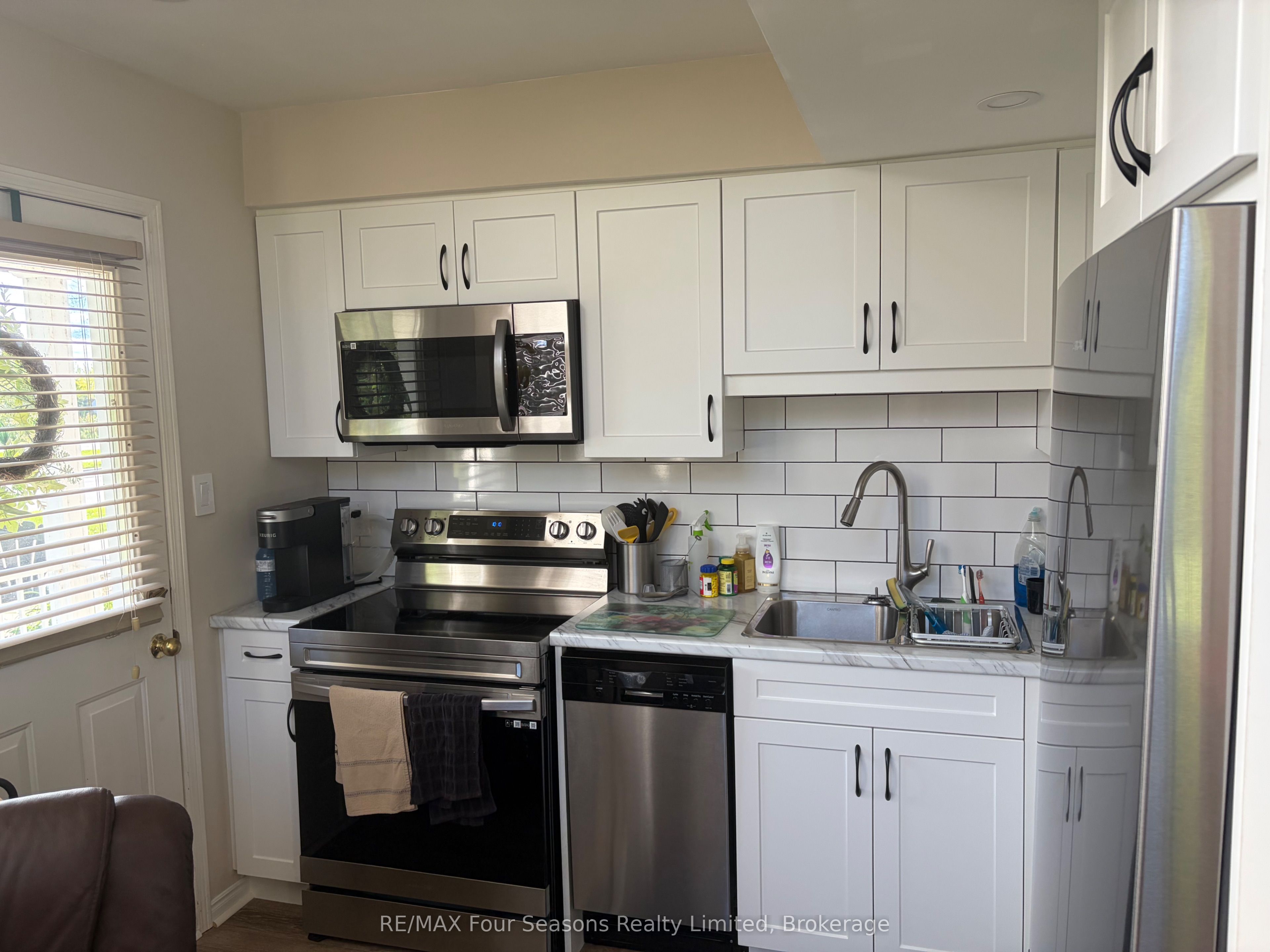 Unit 3 - 295 Balsam Street, Collingwood 4
