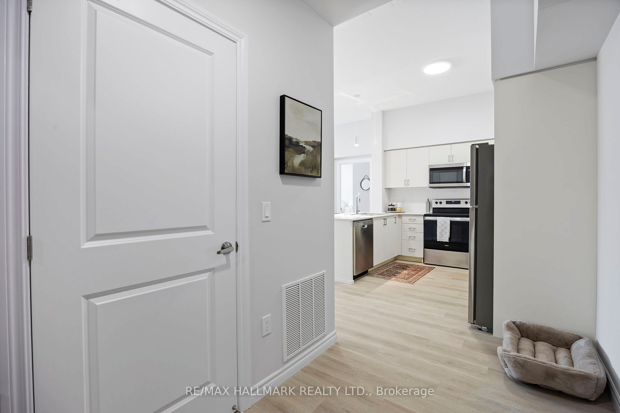 Unit 506 - 70 Dean Avenue, Barrie 3
