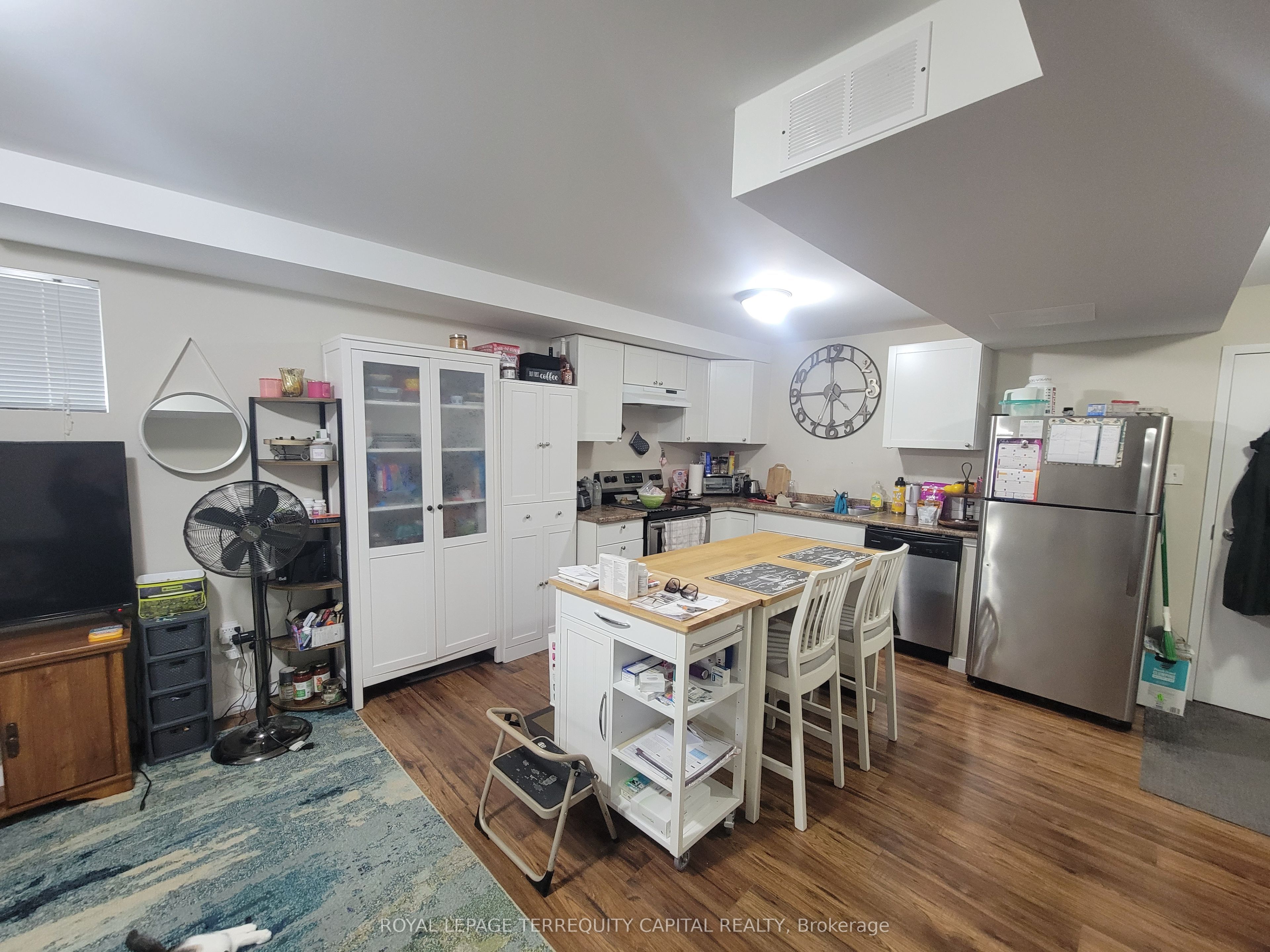 Unit Lower - 9 Catherine Drive, Barrie 3