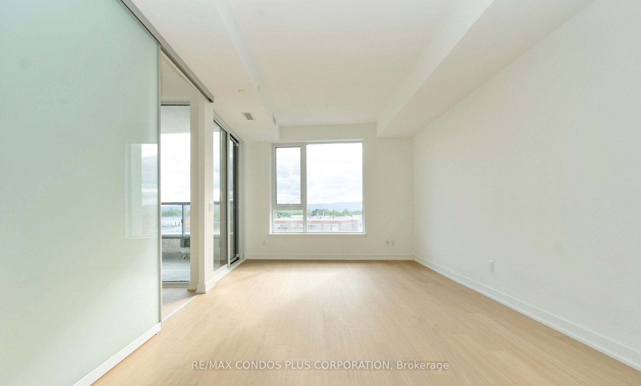 Unit 520 - 31 Huron Street, Collingwood 5
