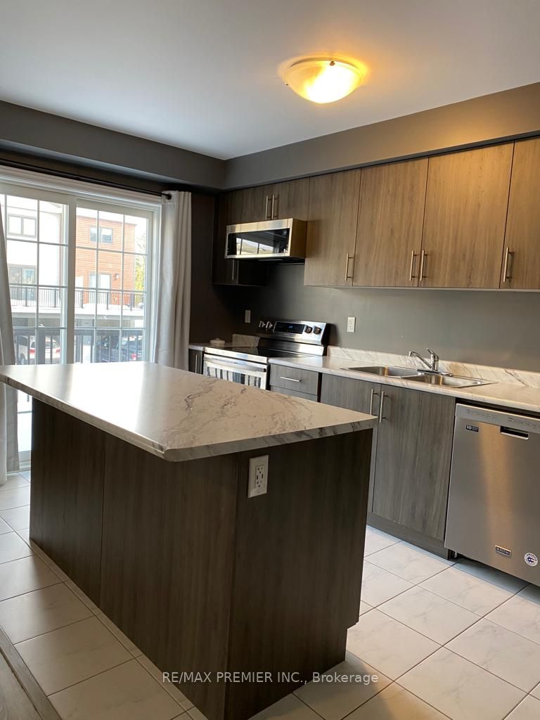 6 Andean Lane, Barrie 4