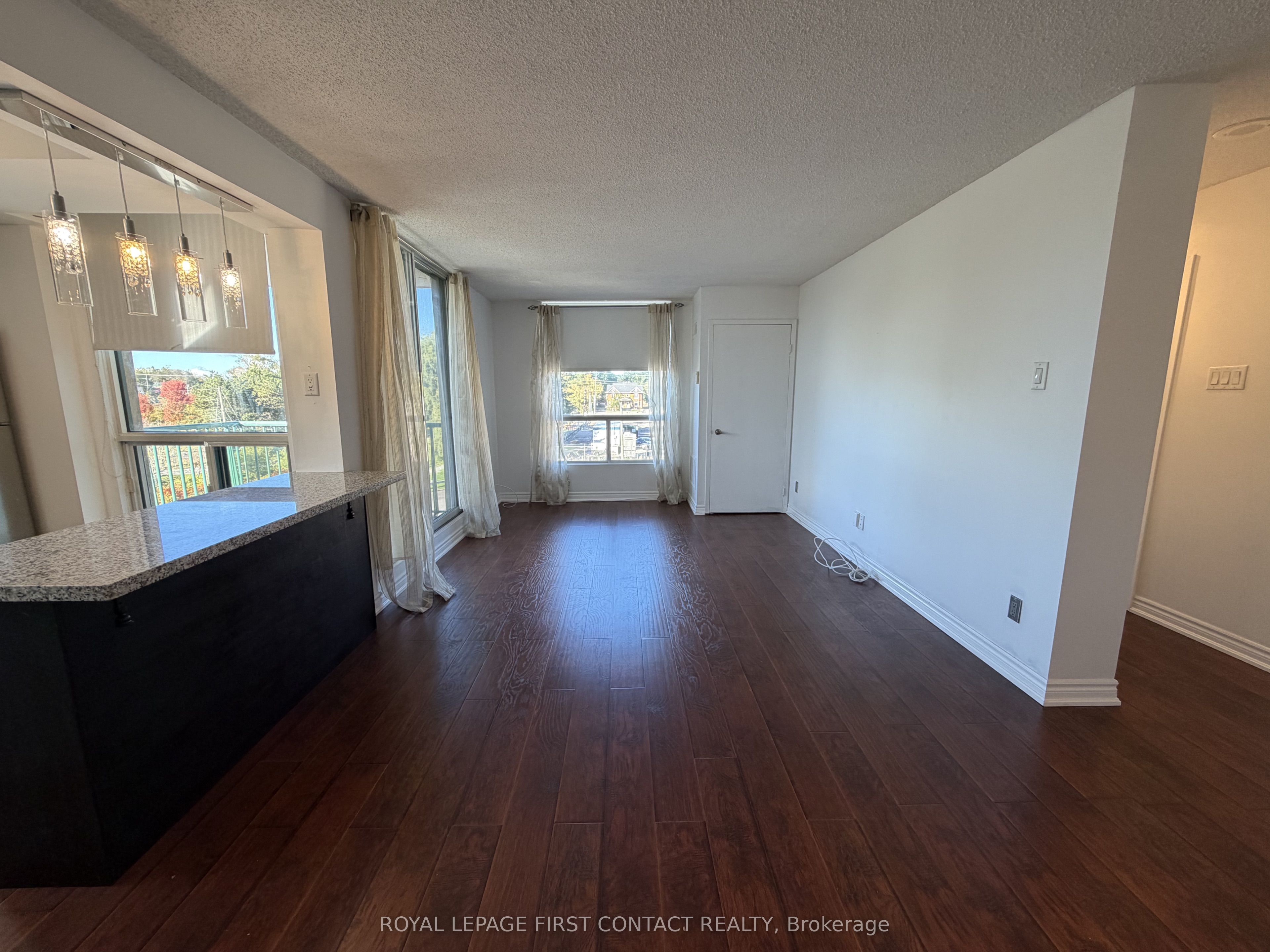 Unit 403 - 75 Ellen Street, Barrie 4