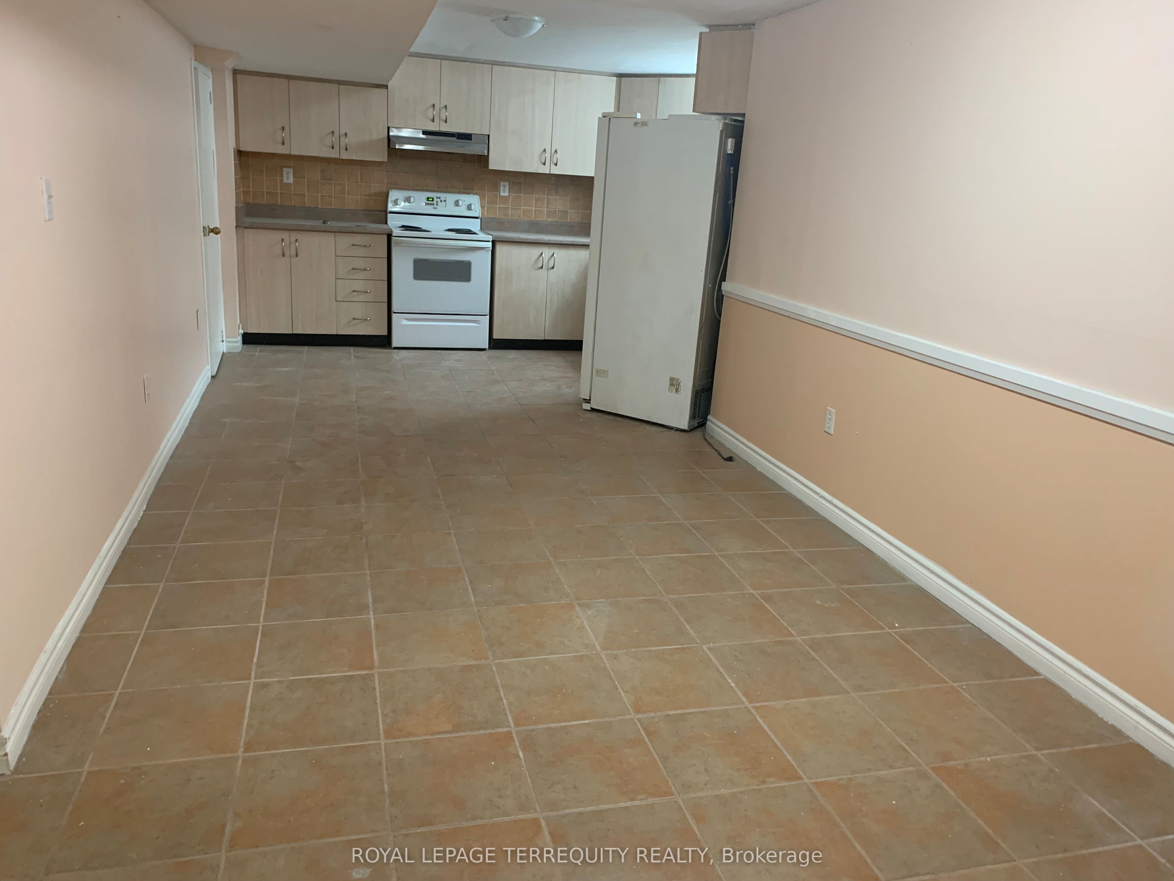 Unit Bsmt - 12 Balmy Way, Brampton 4