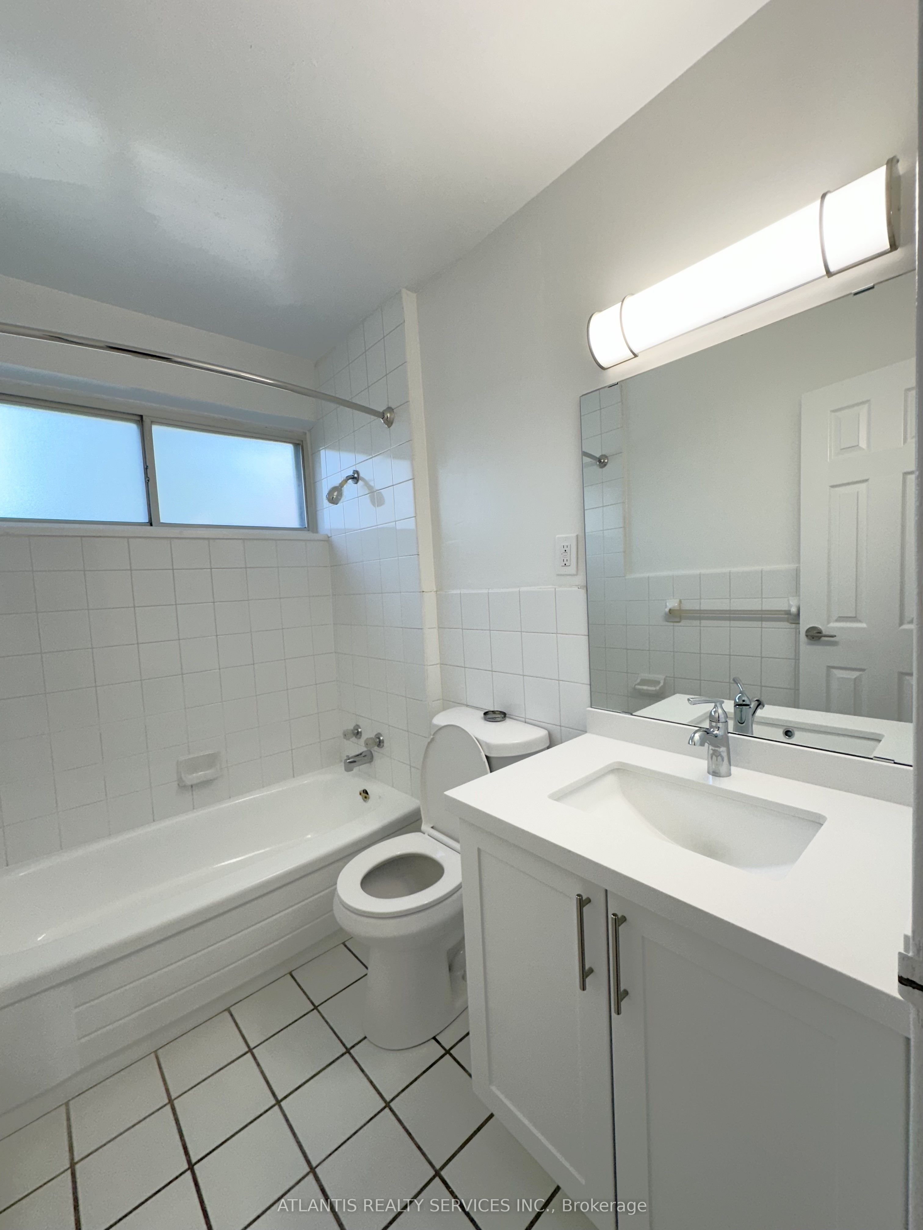 Unit 408 - 50 East Street, Oakville 4