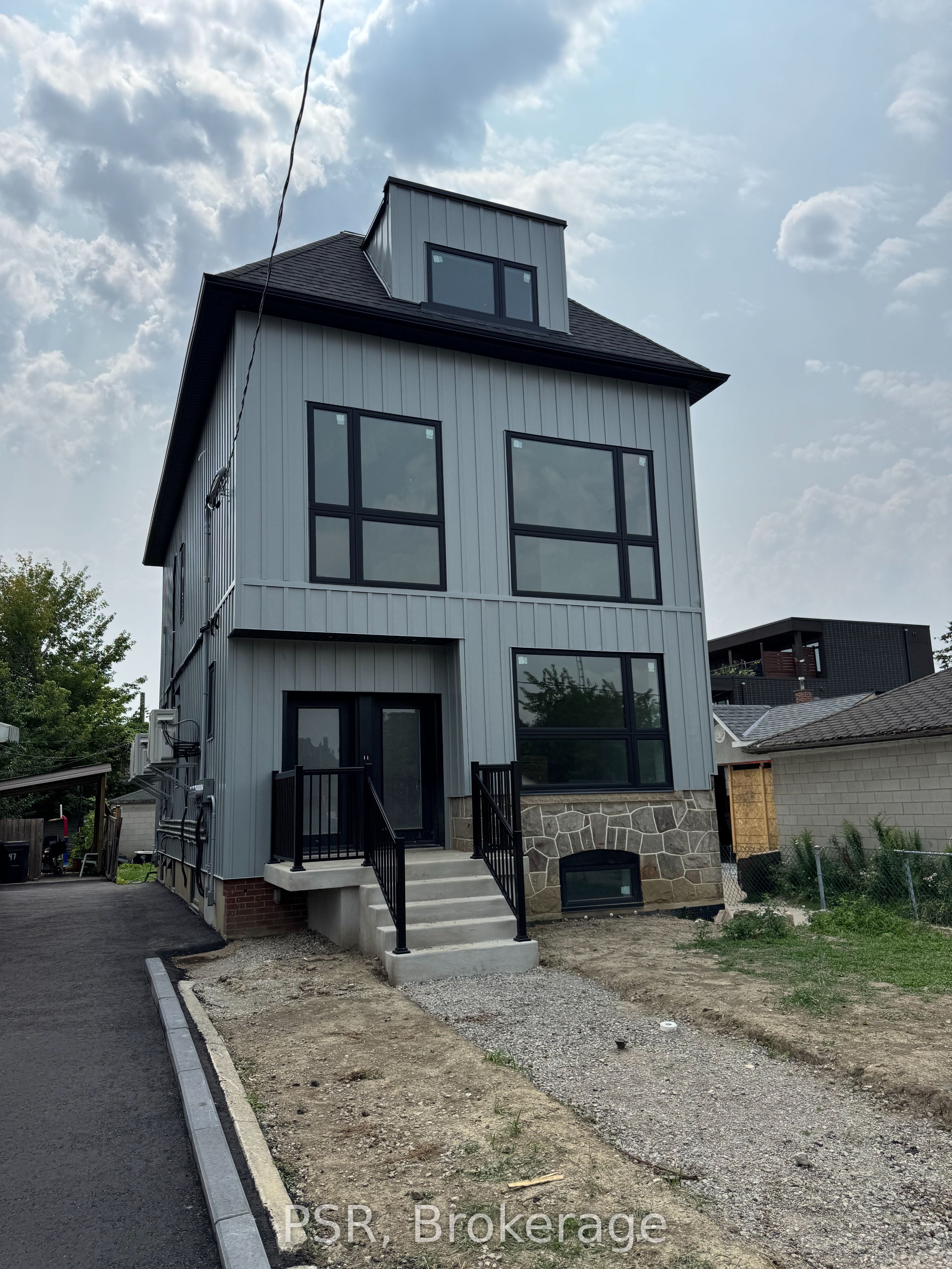 Unit Upper - 99 Ypres Road, Toronto 2