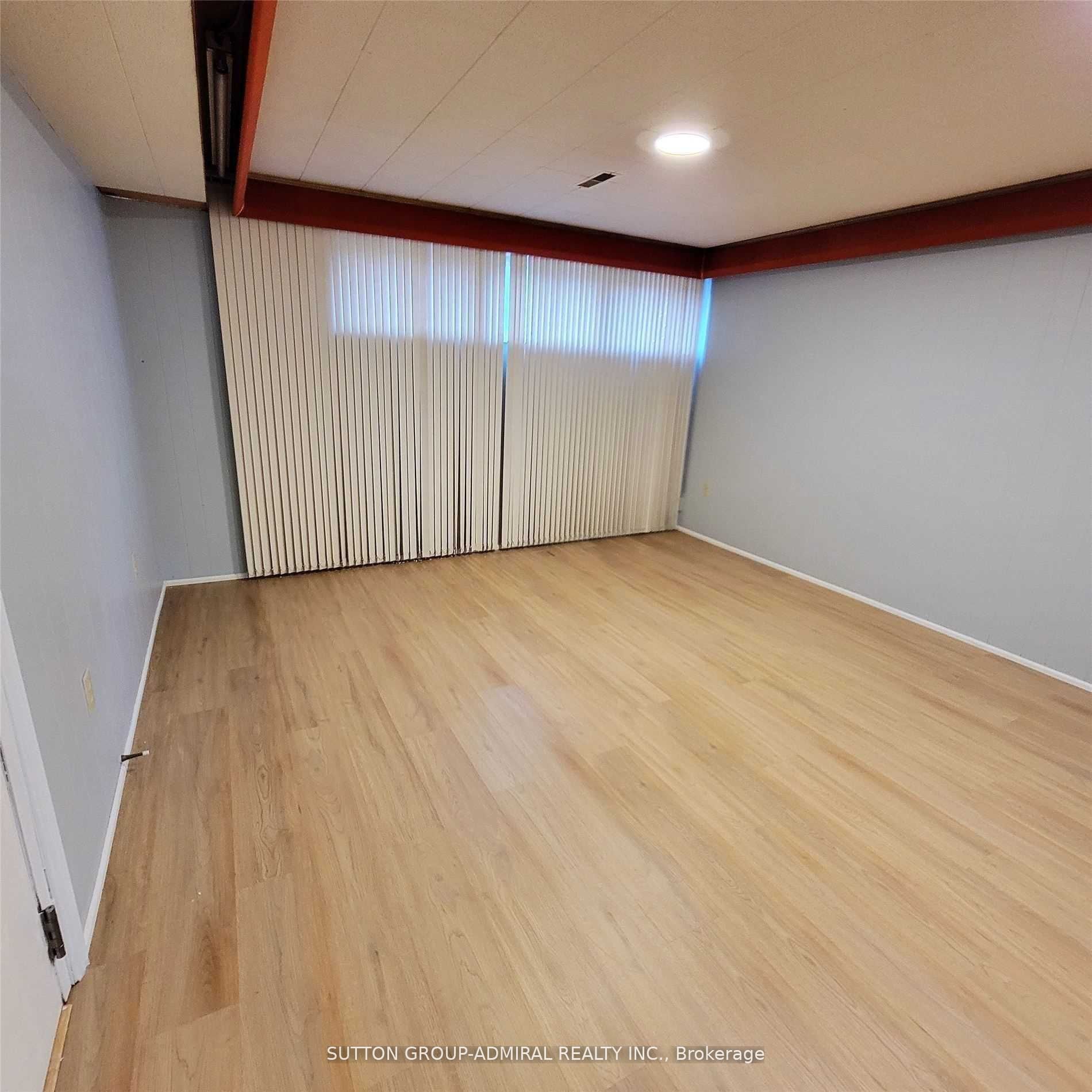 Unit Lower - 17 Pamille Place, North York 2