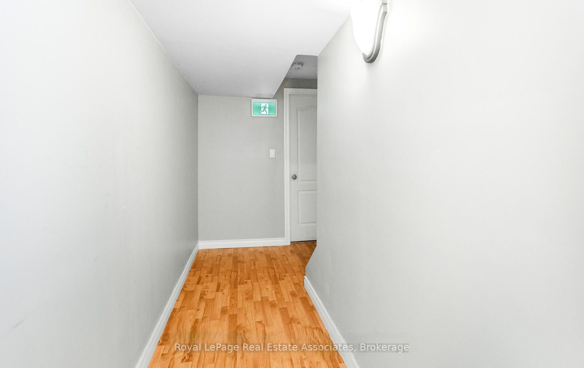 Unit Lower - 116 Lake Louise Drive, Brampton 4
