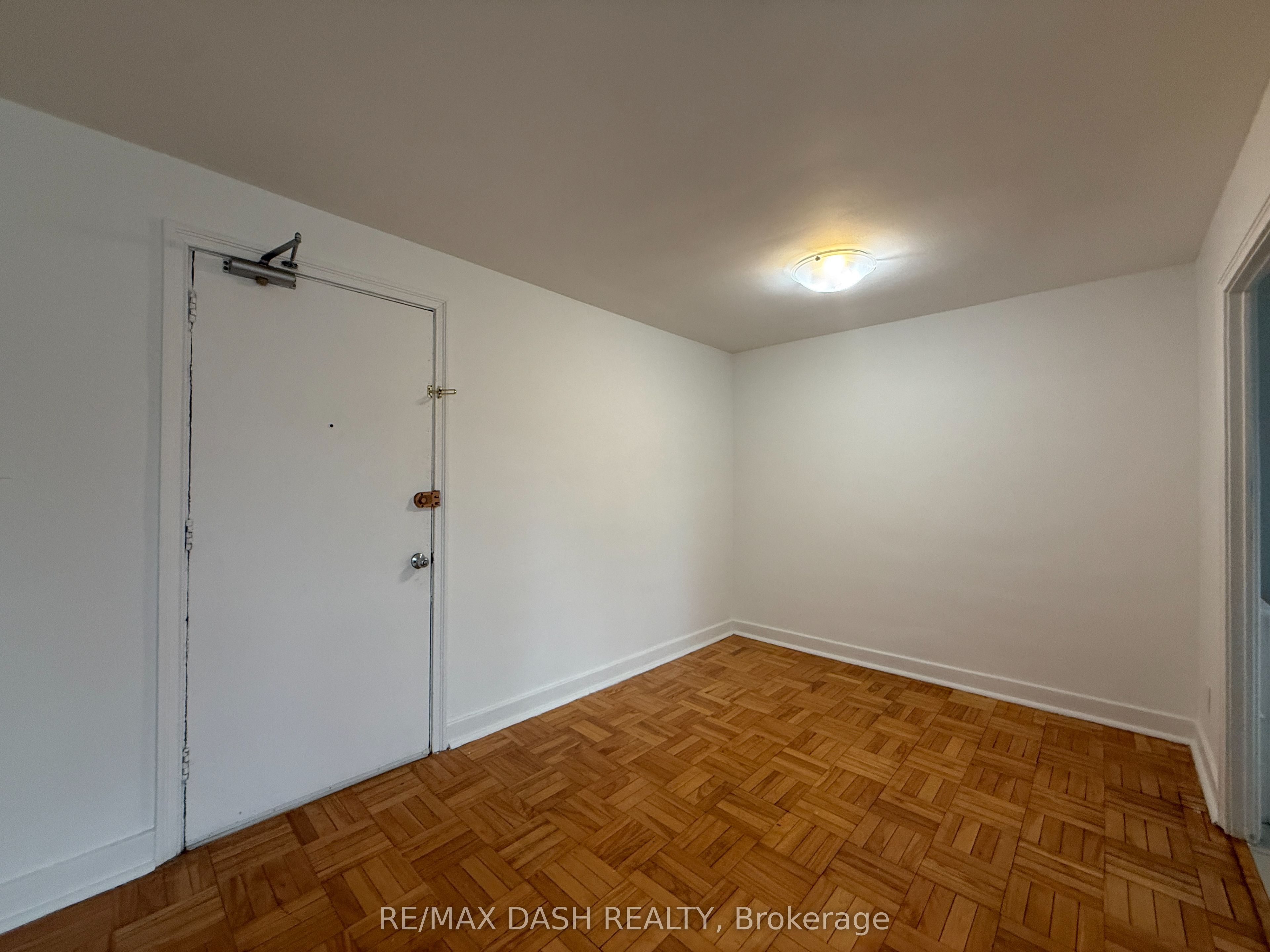 Unit 10 - 69 Old Mill Terrace, Etobicoke 4