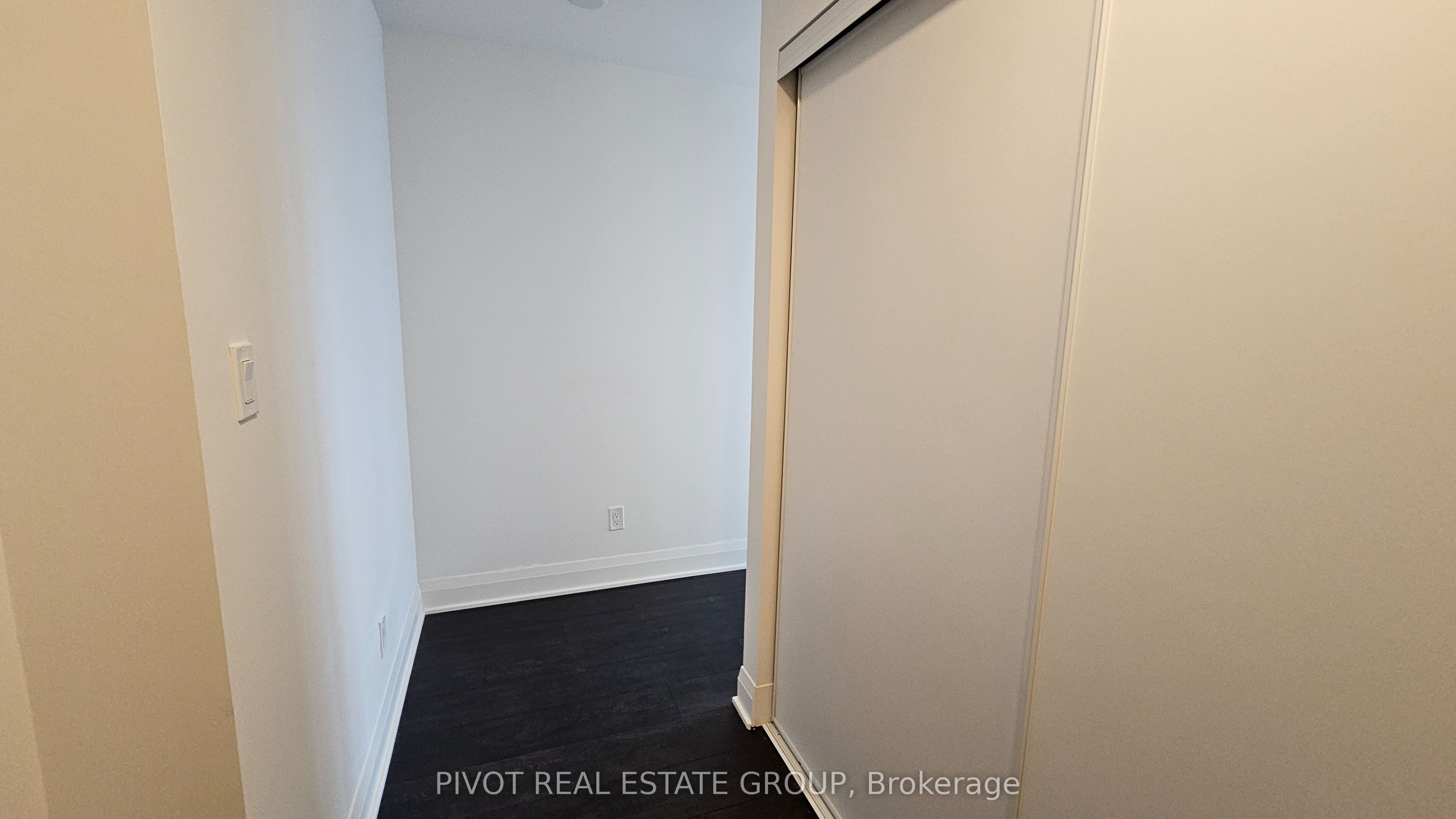 Unit 2104 - 2 Erskine Road, Mississauga 2