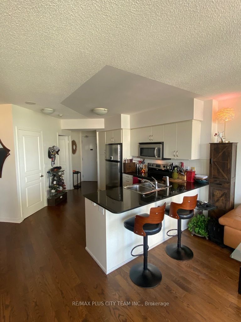 Unit 1108 - 15 Legion Road, Etobicoke 5