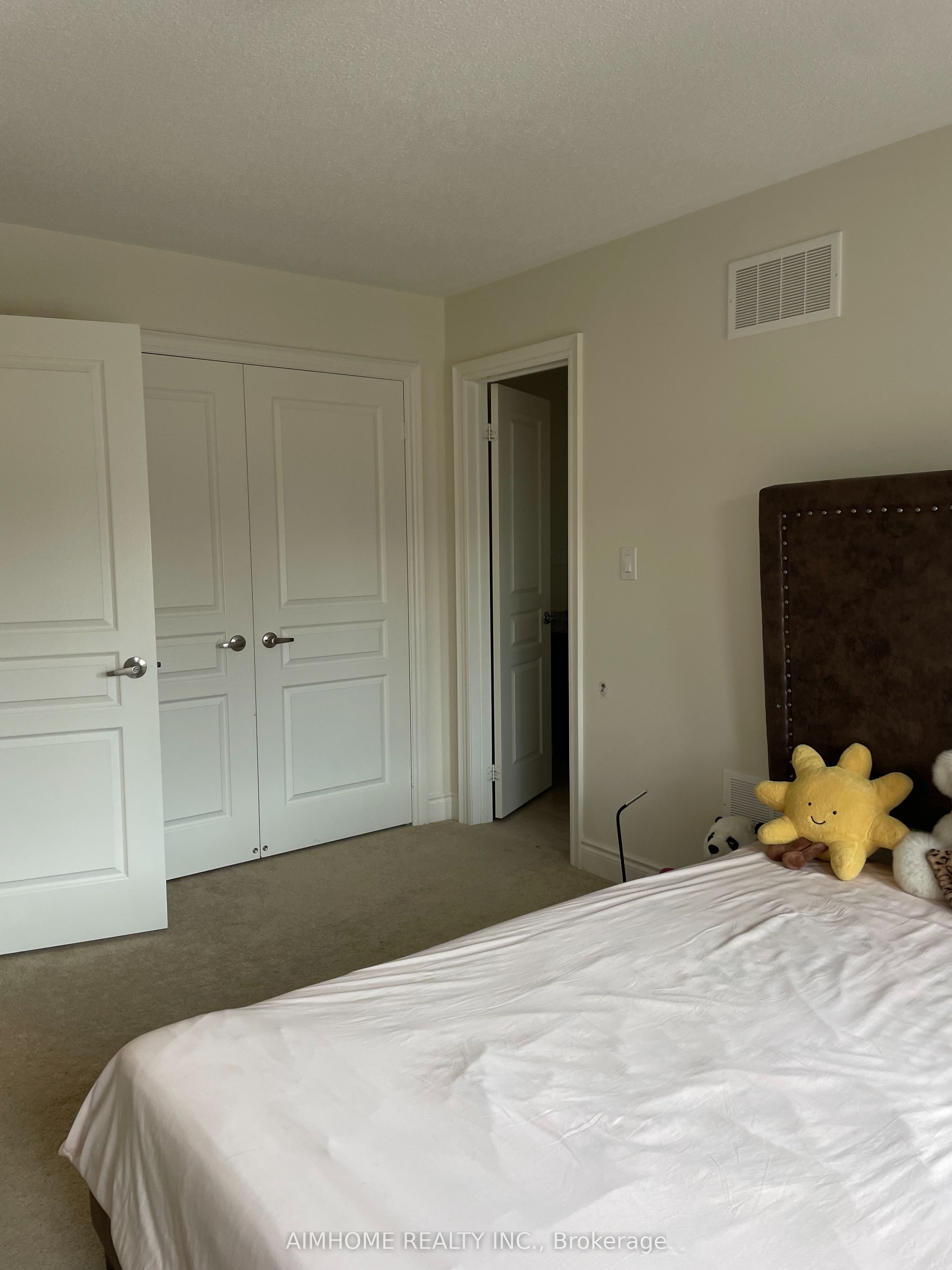 Unit 2 - 403 Grindstone Trail, Oakville 5