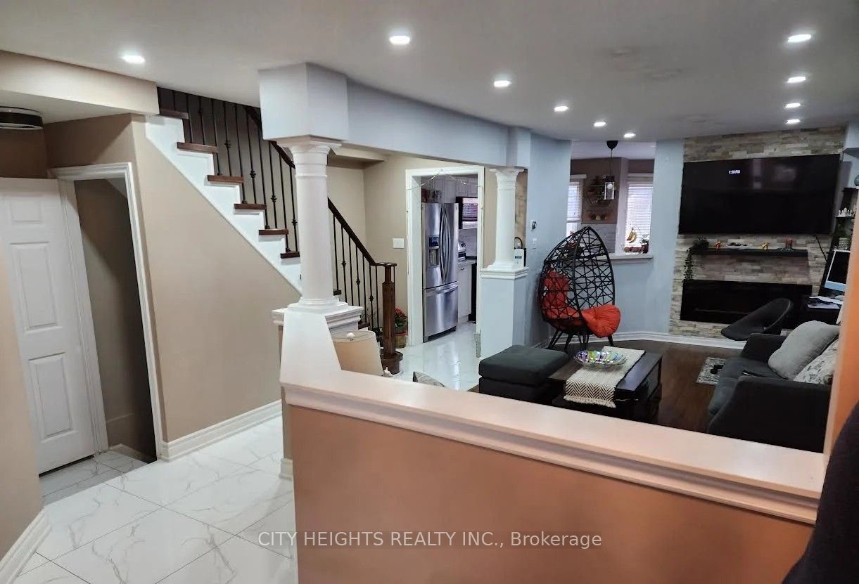 3653 Partition Road, Mississauga 5