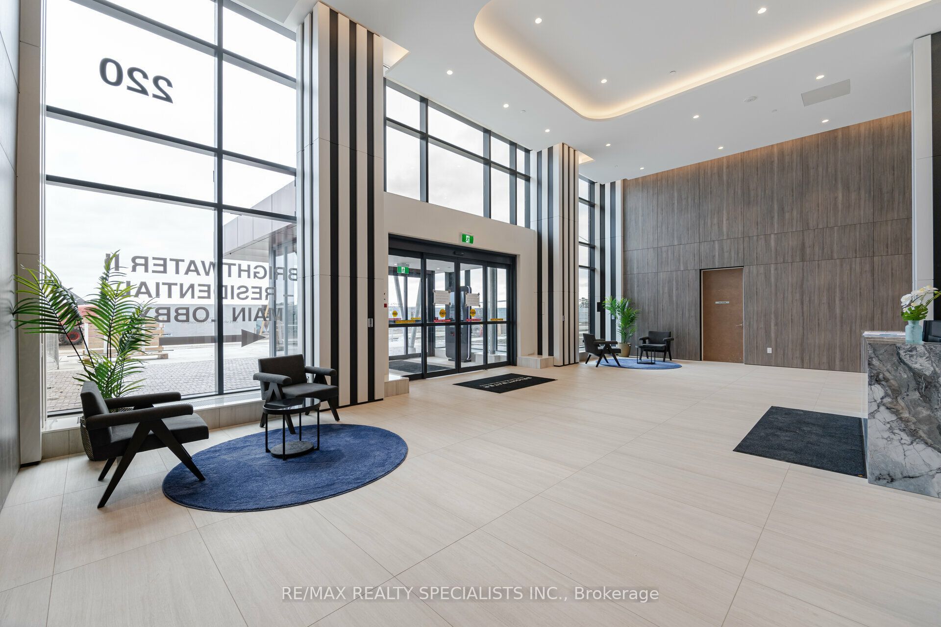 Unit 313 - 220 Missinnihe Way, Mississauga 4