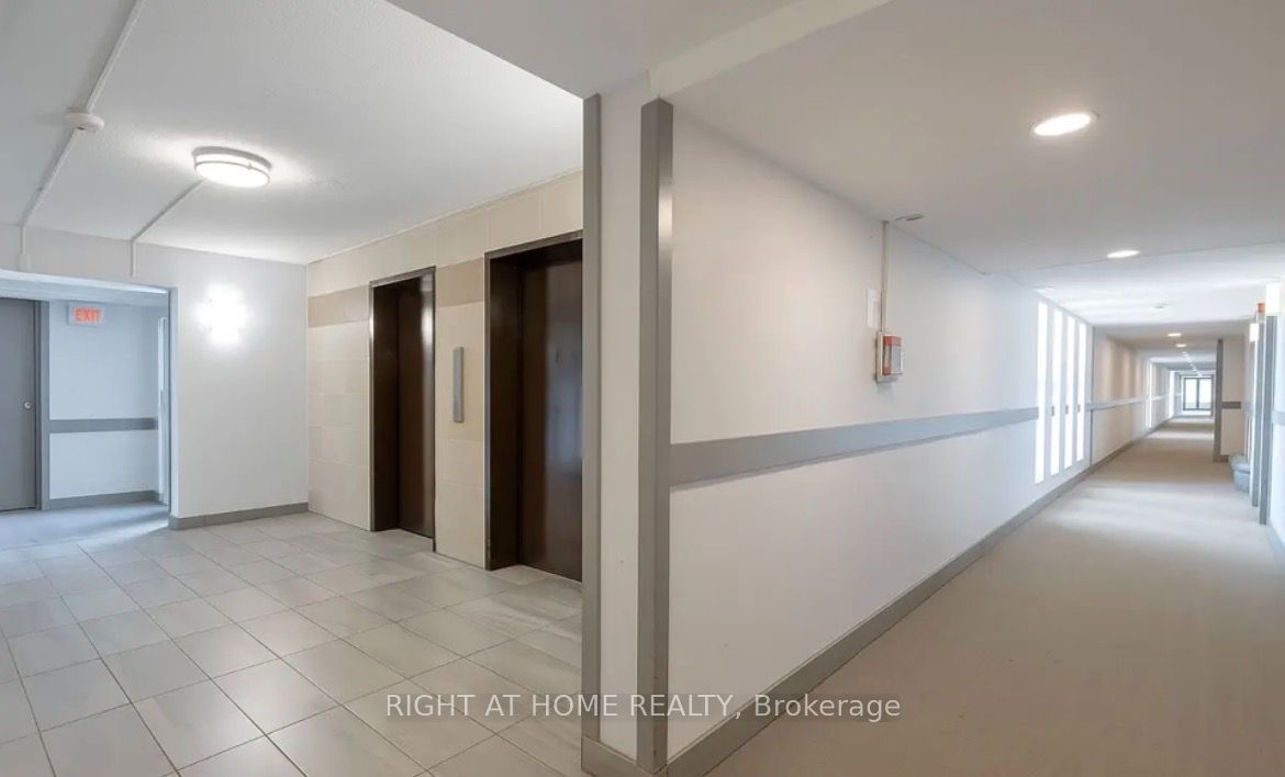 Unit 503 - 4689 Jane Street, North York 3