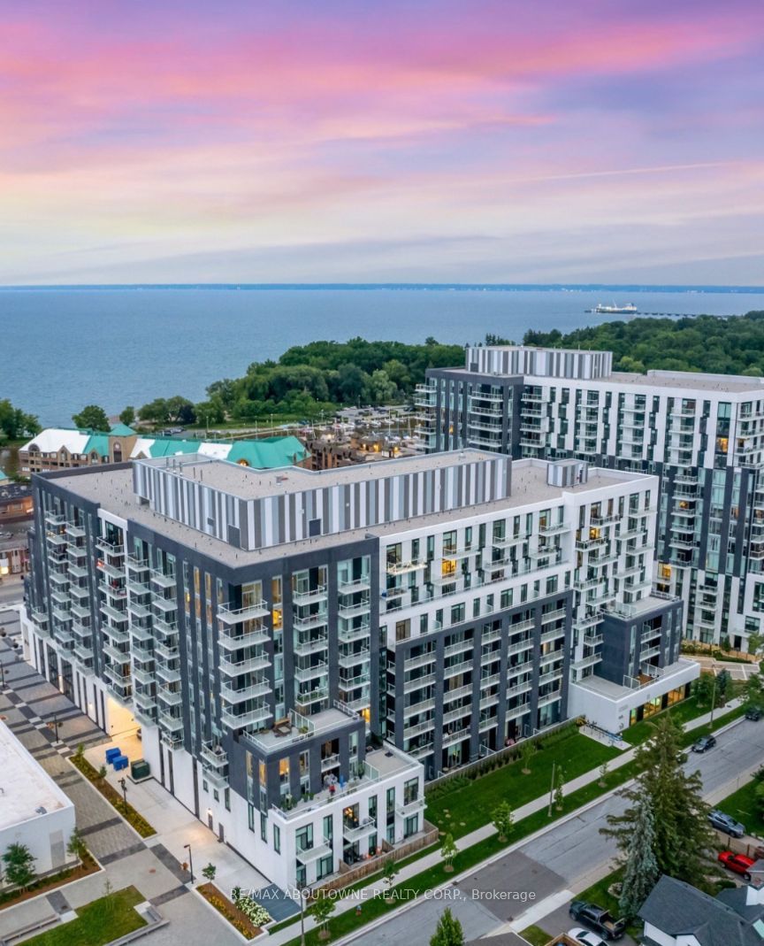 Unit B0614 - 133 Bronte Road, Oakville 4