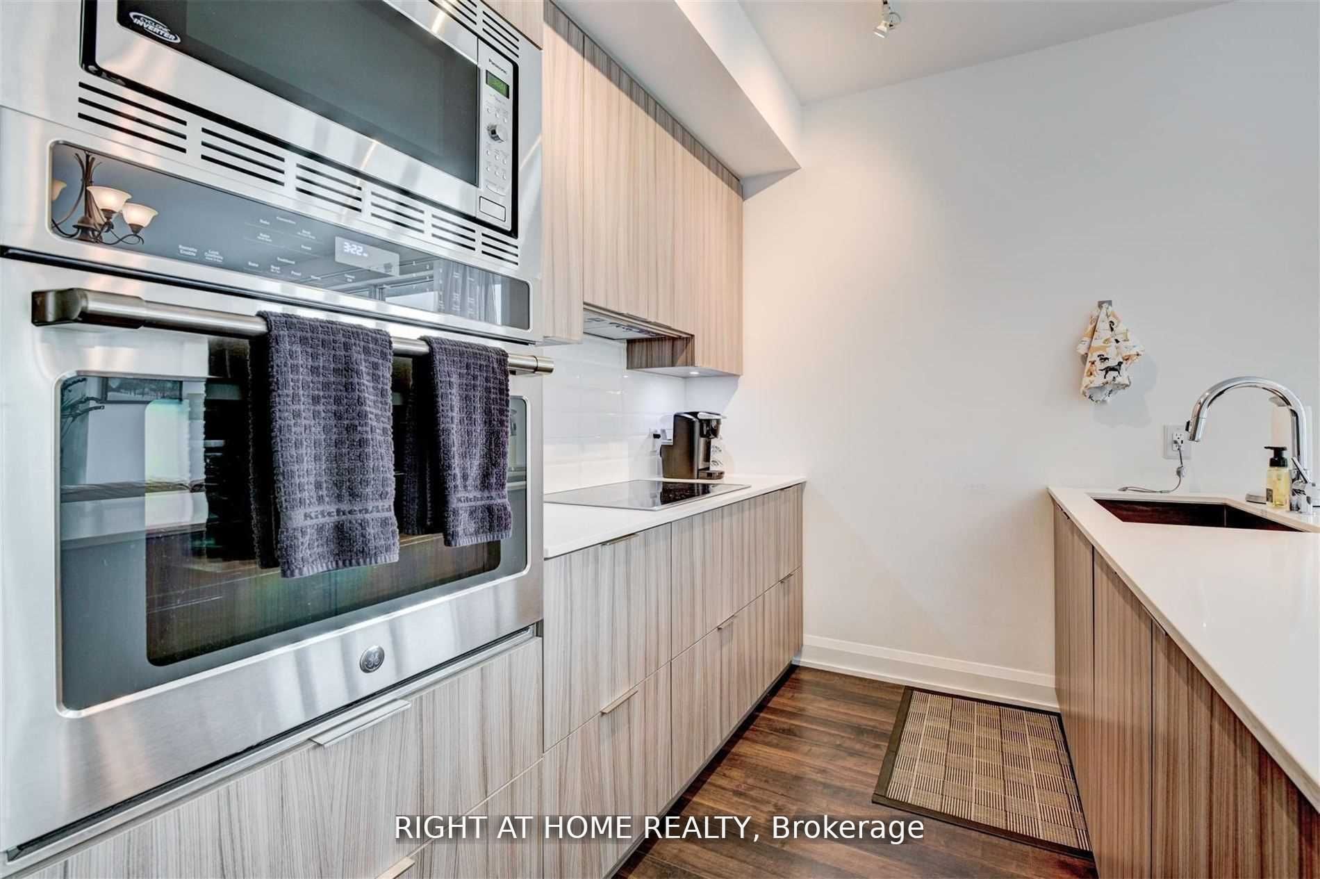 Unit 1803 - 56 Annie Craig Drive, Etobicoke 4
