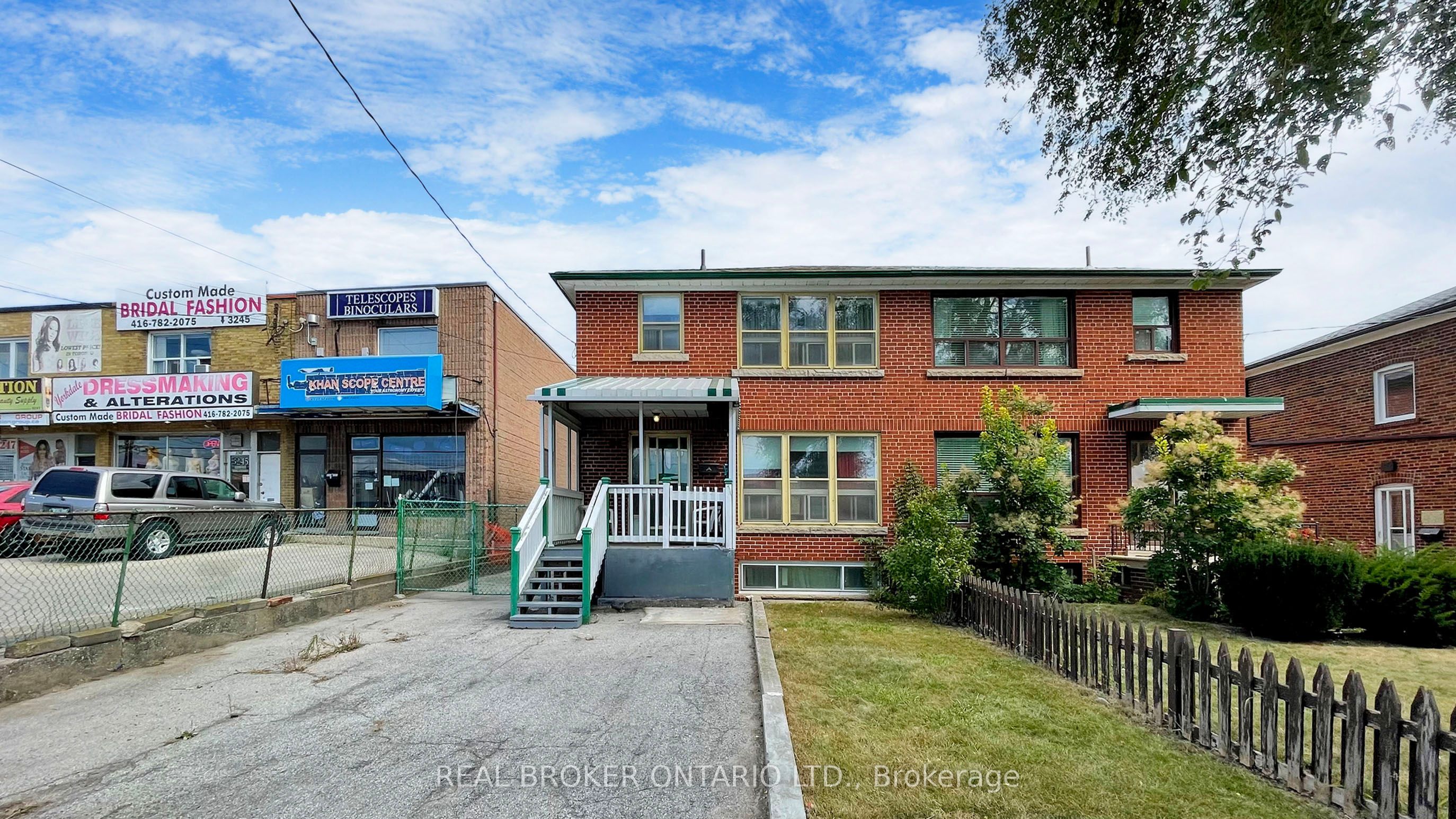 3241 Dufferin Street, North York 2